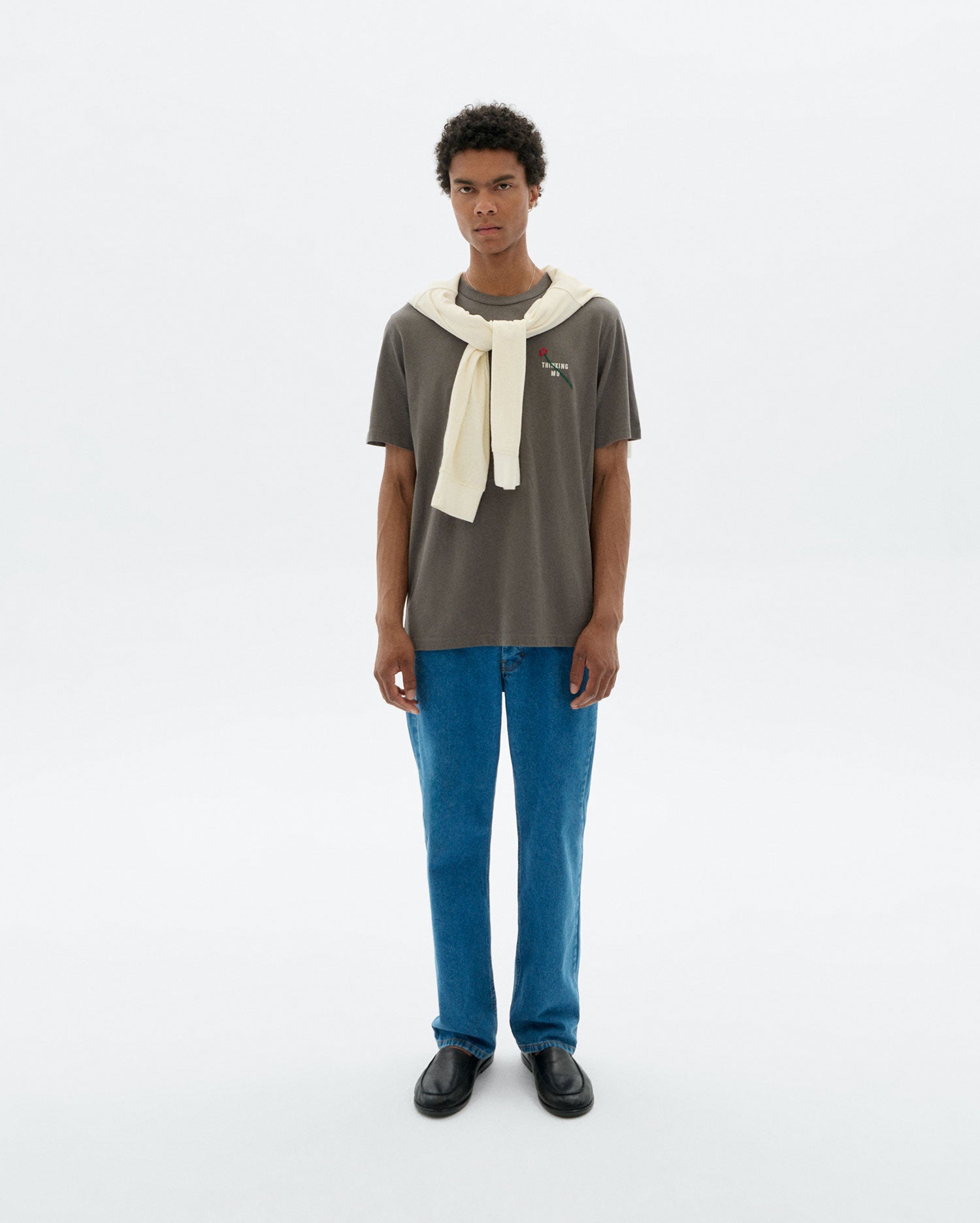 106399 - Thinking MU Herren vegan T-Shirt Zach Gestickte Blume Grau