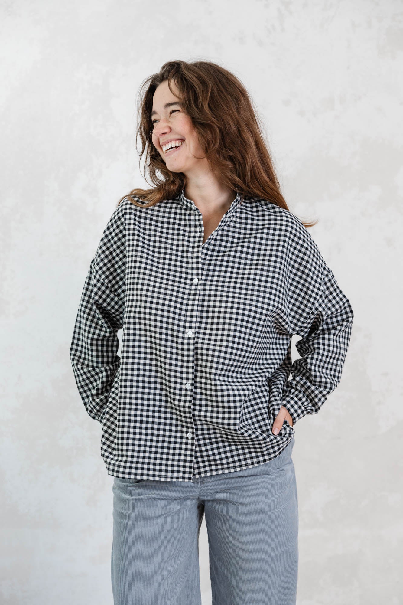 Image of Jyoti Fair Works dames vegan Blouse Hawali Geruit Zwart & Wit