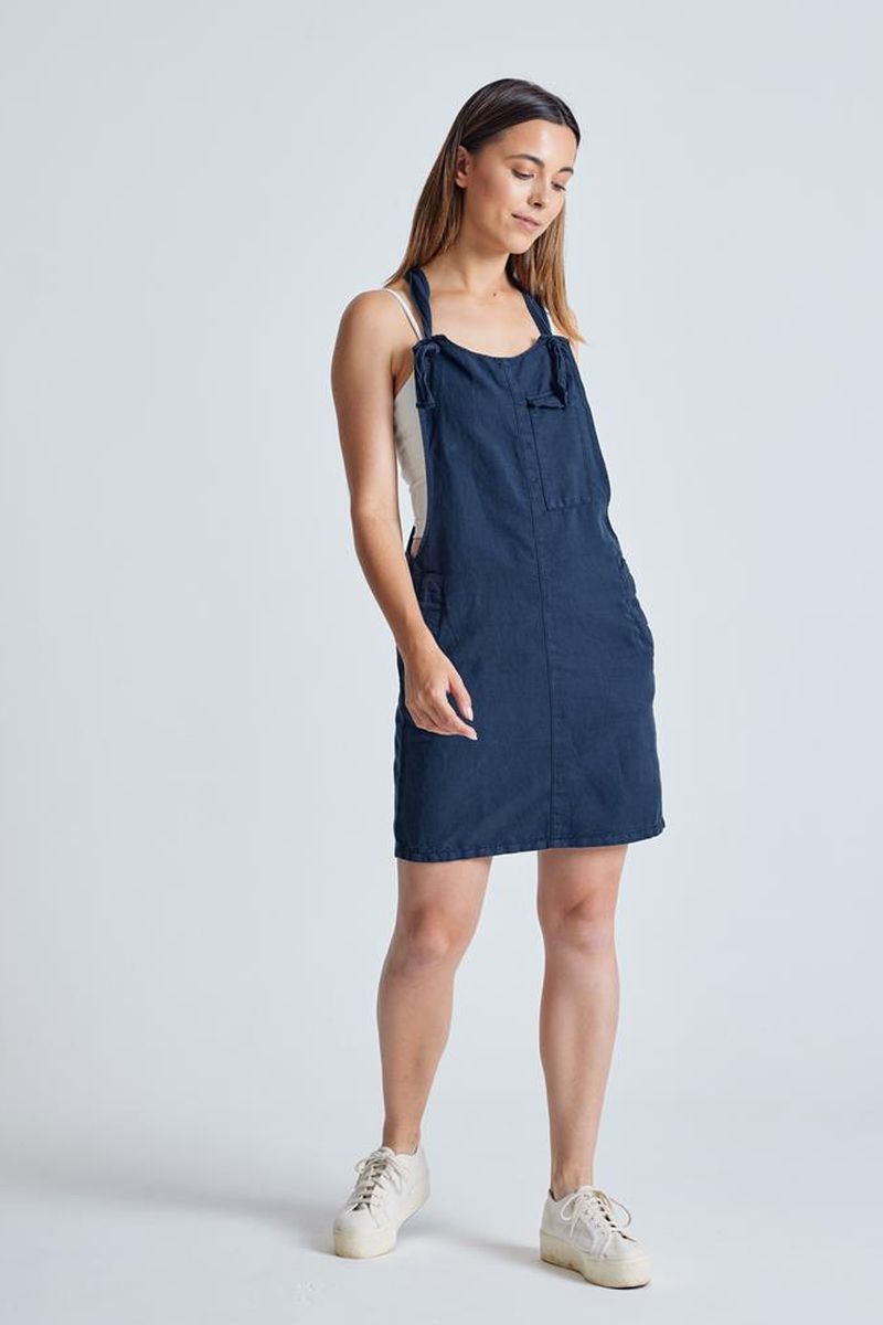 Flax and Loom Damen vegan Kleid Latzhose Peggy Navy