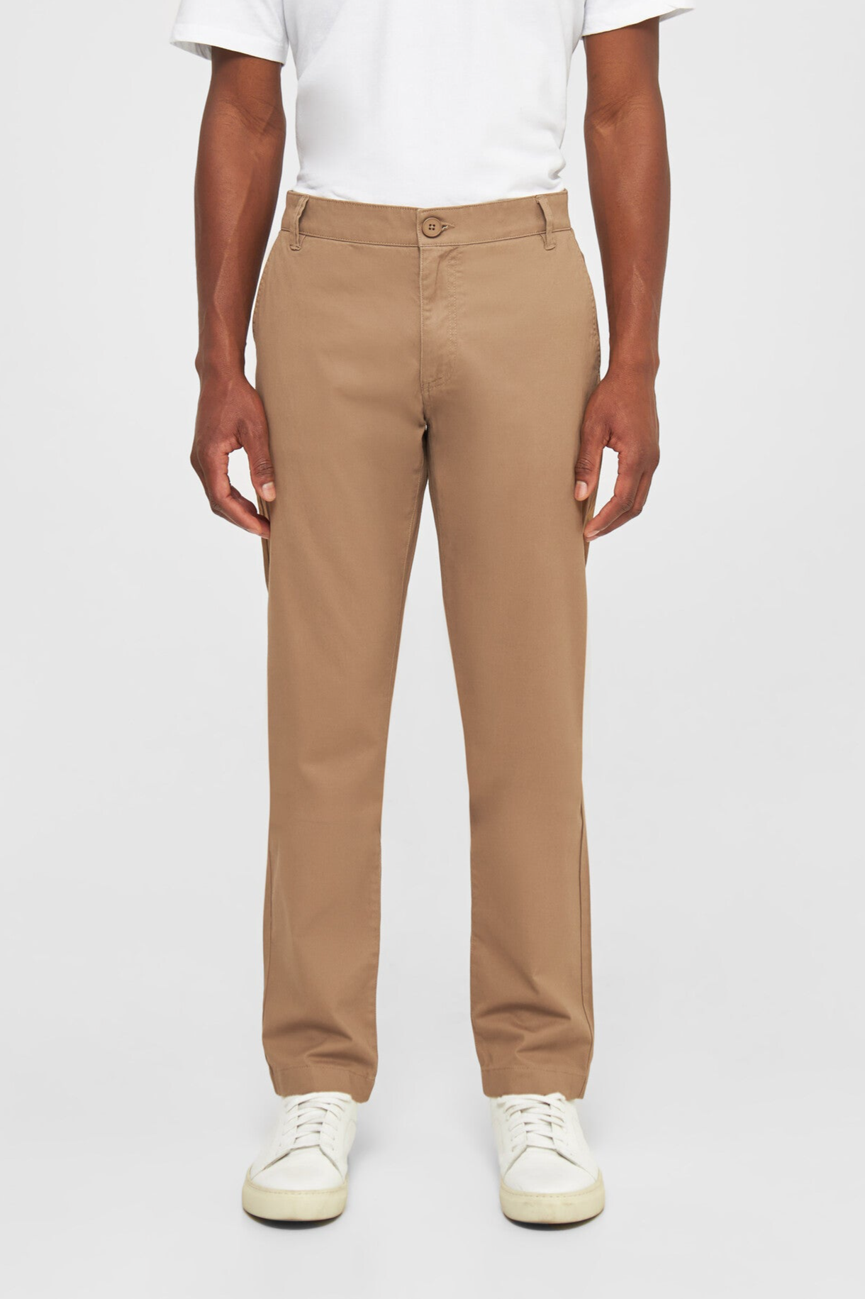 KnowledgeCotton Apparel Herren vegan Chino-Hose Luca Slim Twill Tuffet Beige