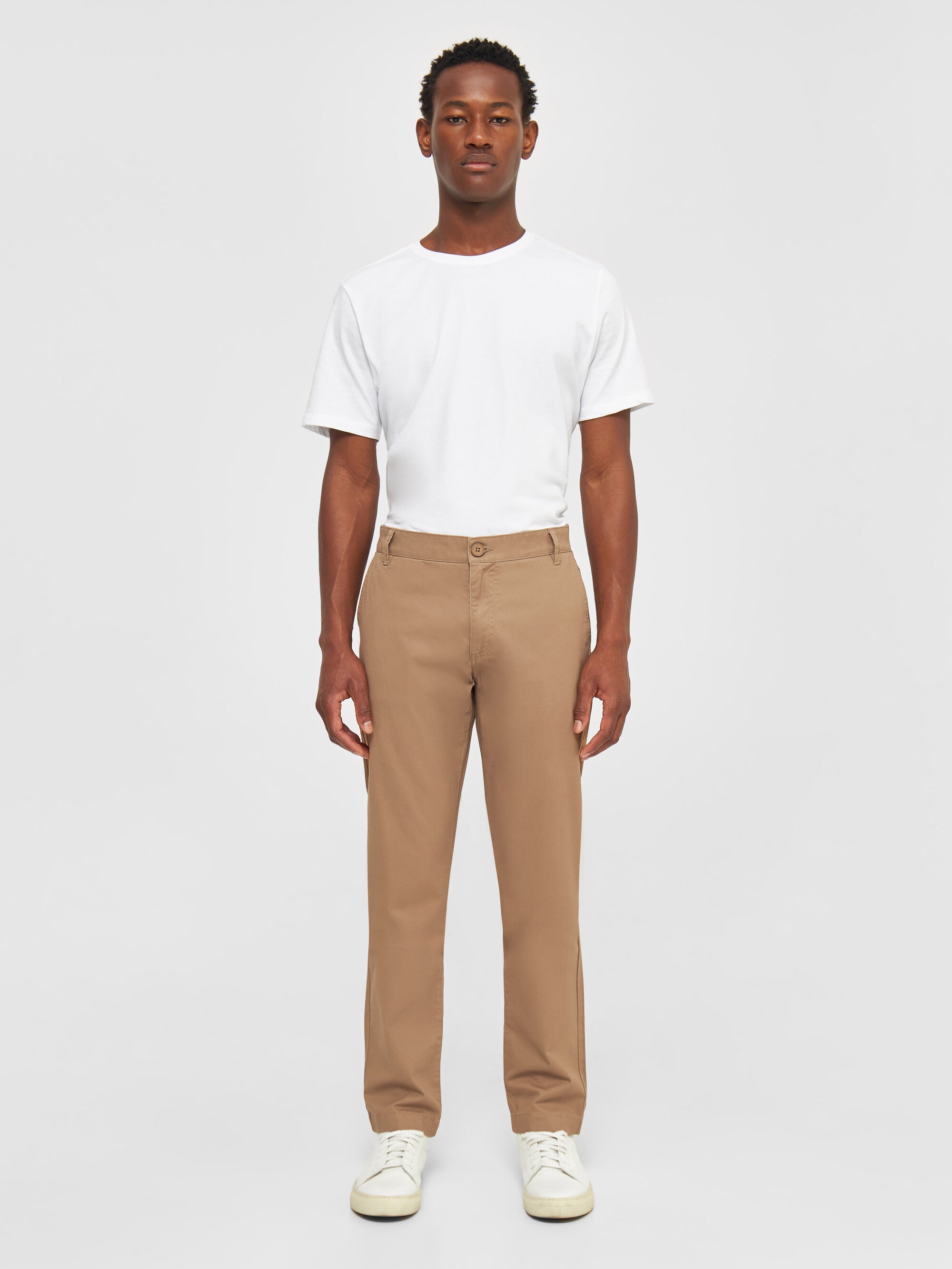 KnowledgeCotton Apparel Chino Pants Luca Slim Twill Tuffet Beige