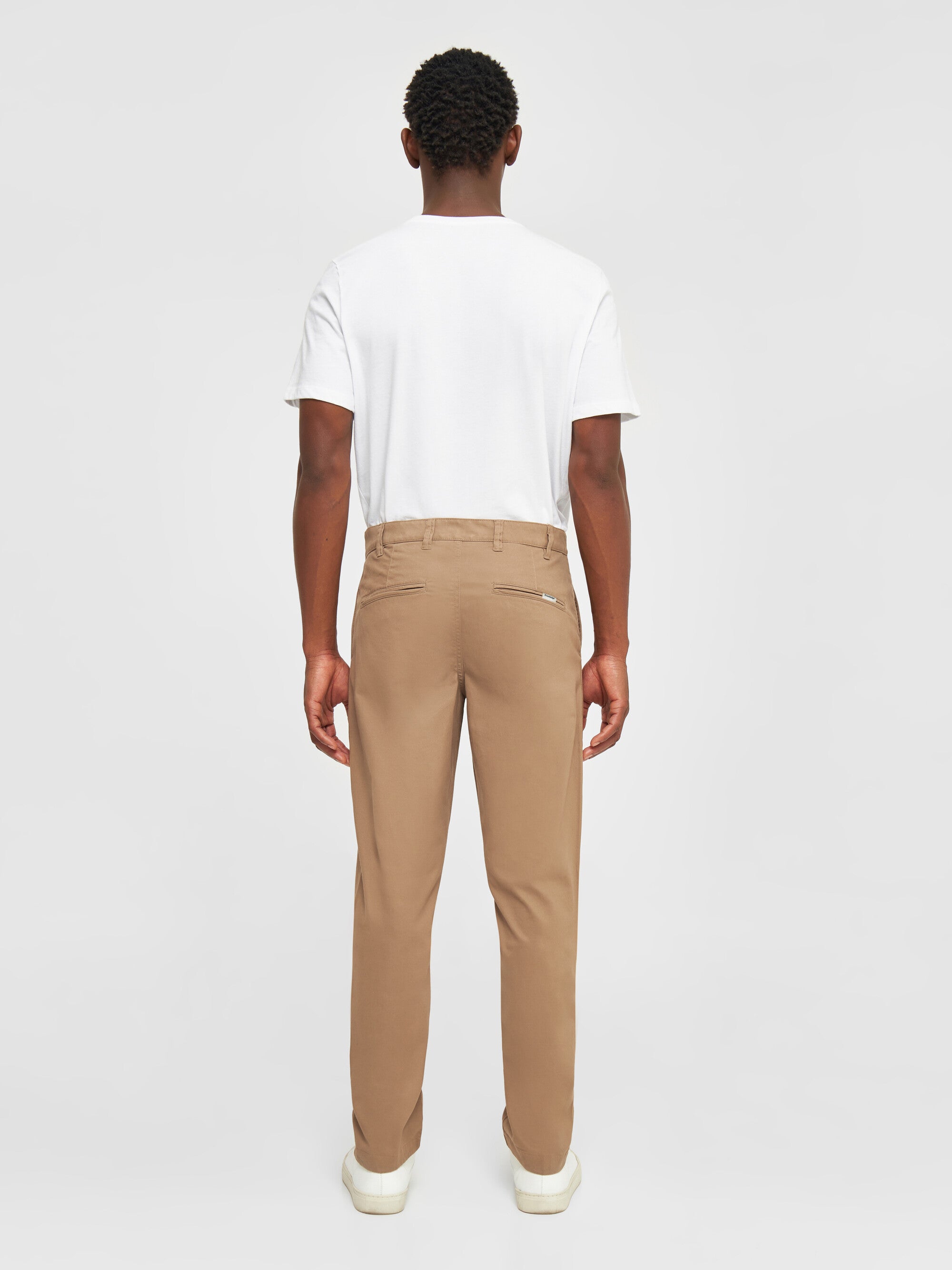 KnowledgeCotton Apparel Chino Pants Luca Slim Twill Tuffet Beige