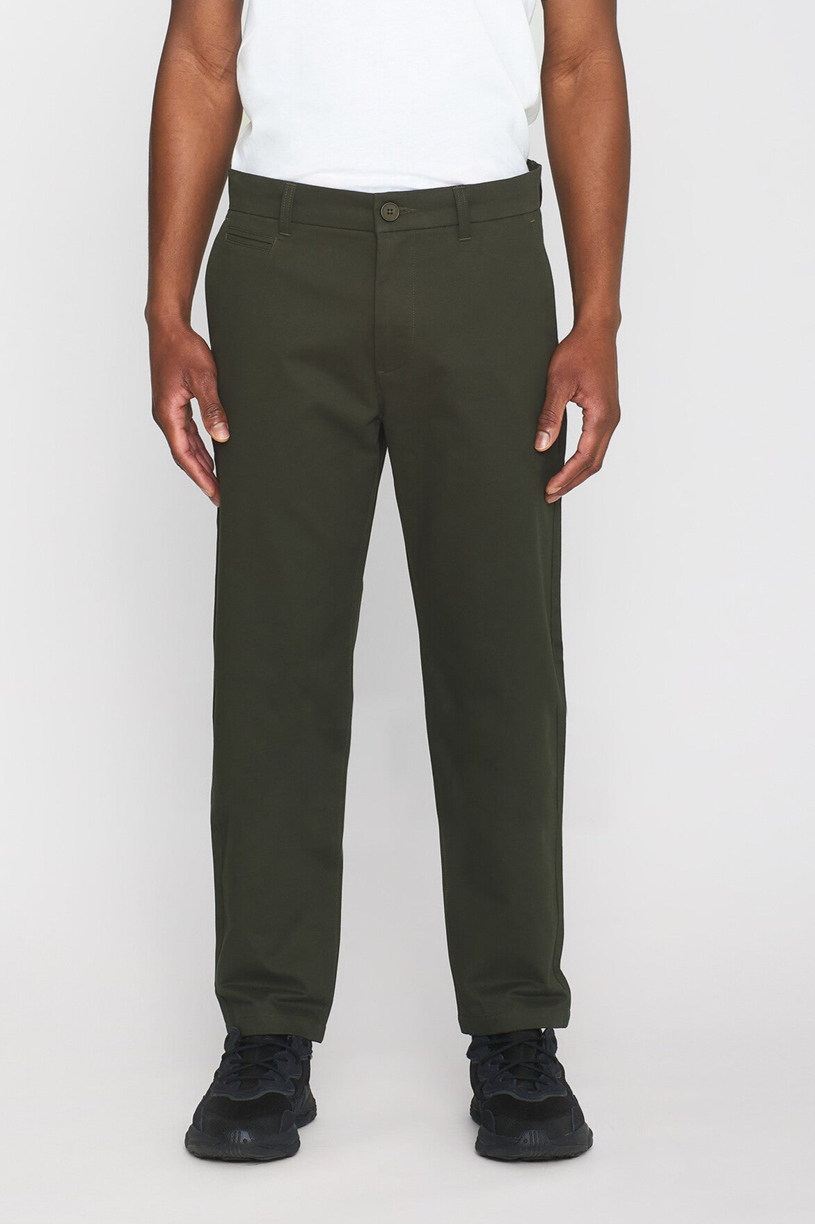 KnowledgeCotton Apparel Herren vegan Chino-Hose Chuck Regular Twill Forrest NachtgrÃ¼n