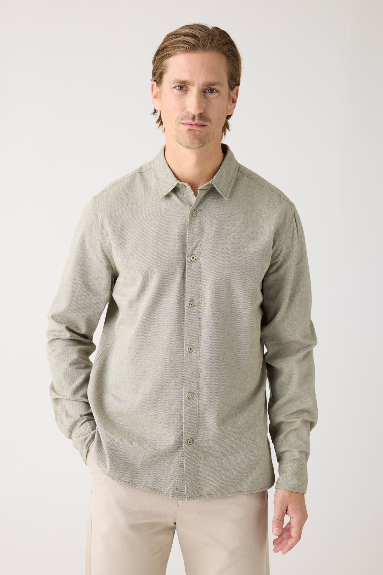 KnowledgeCotton Apparel Herren vegan Hemd Light Twill Burned Olive