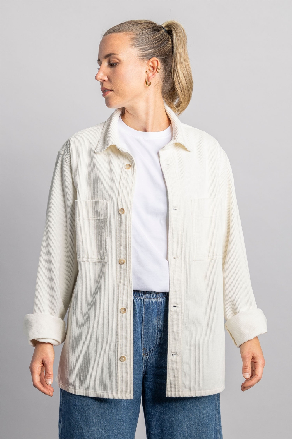 DIRTS Damen vegan Überhemd Cord Ungefärbt Weiß