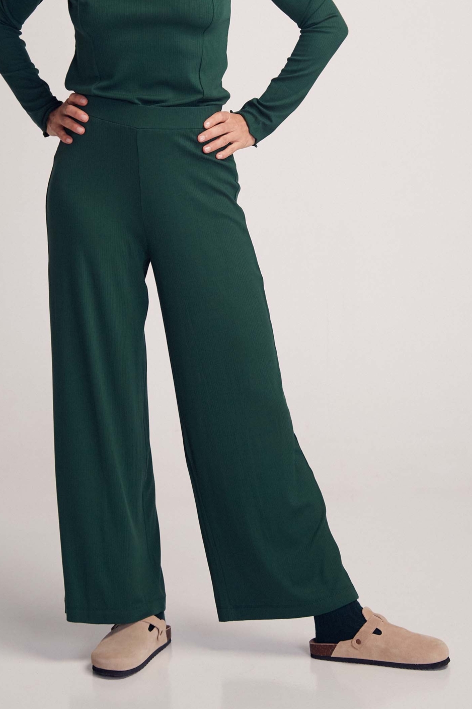 SUITE13LAB Damen vegan Hose Llana GrÃ¼n