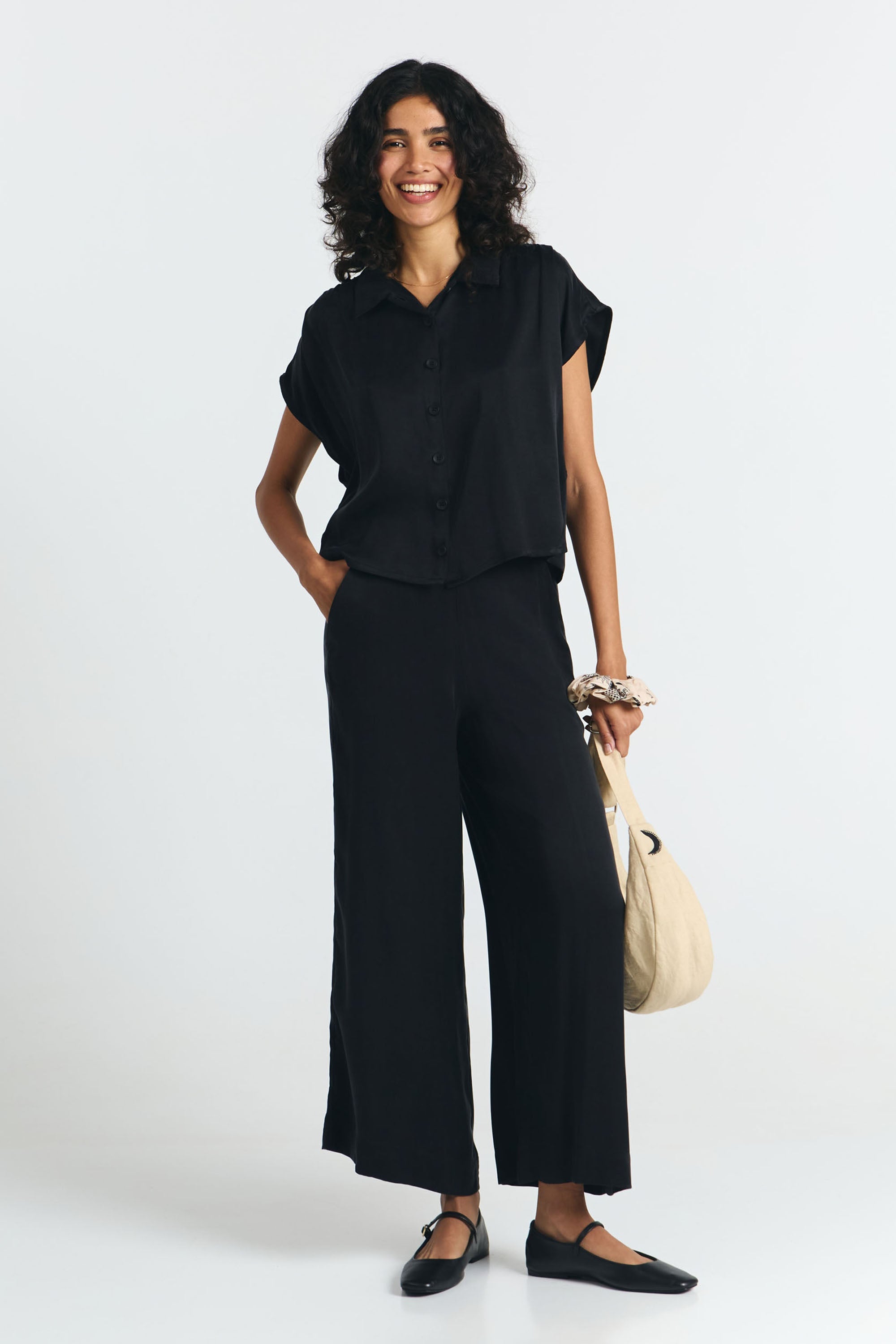 SUITE13LAB womens vegan Shirt Sur Black