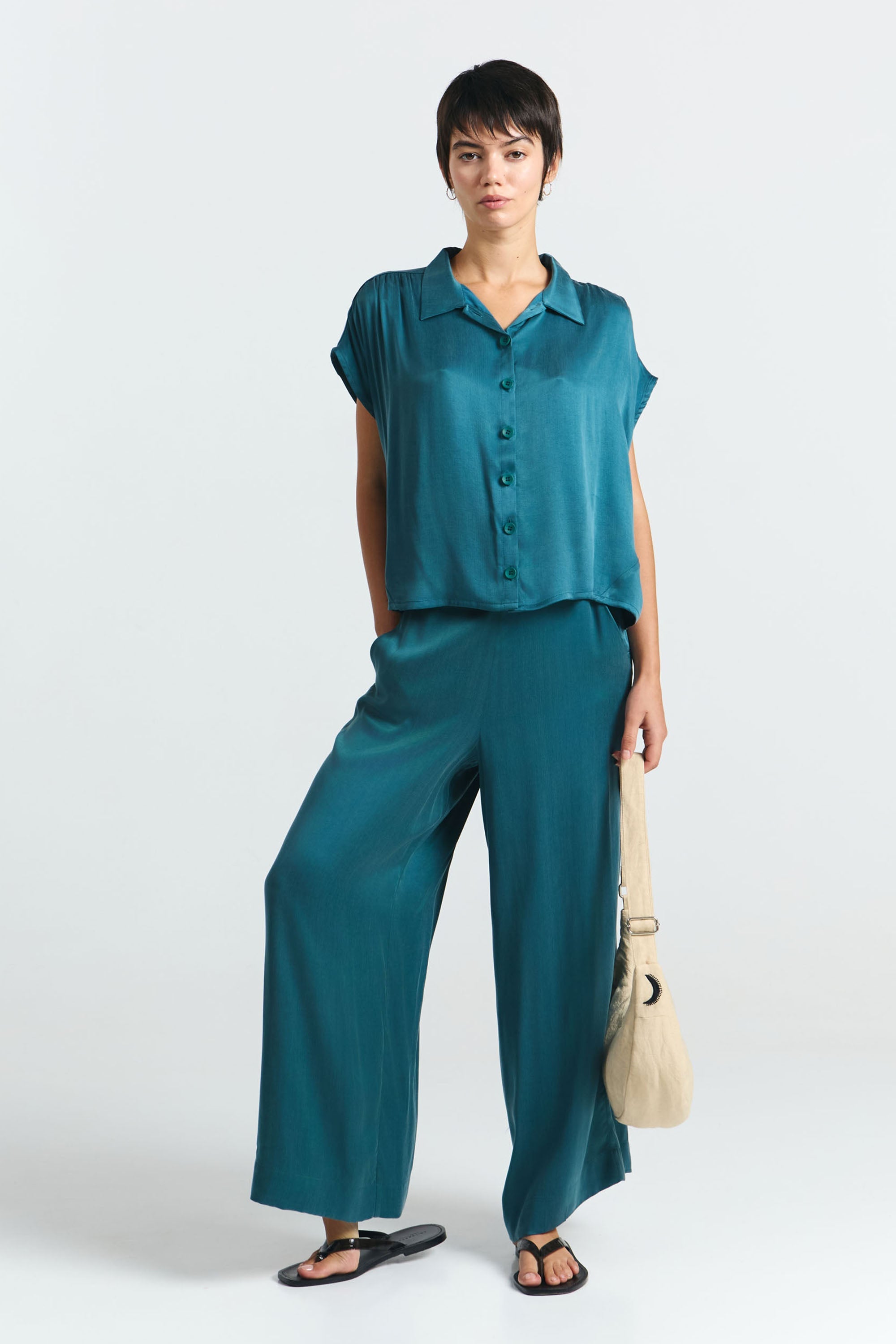 SUITE13LAB womens vegan Shirt Sur Deep Green