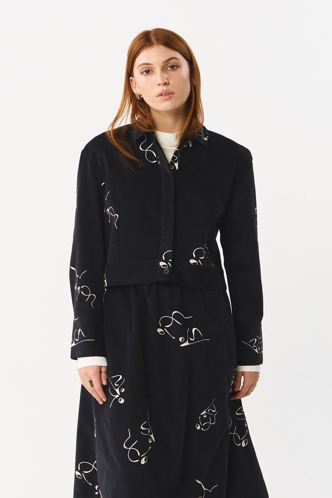 SUITE13LAB Damen vegan Shirt Cord Lure Print Tänzer Schwarz