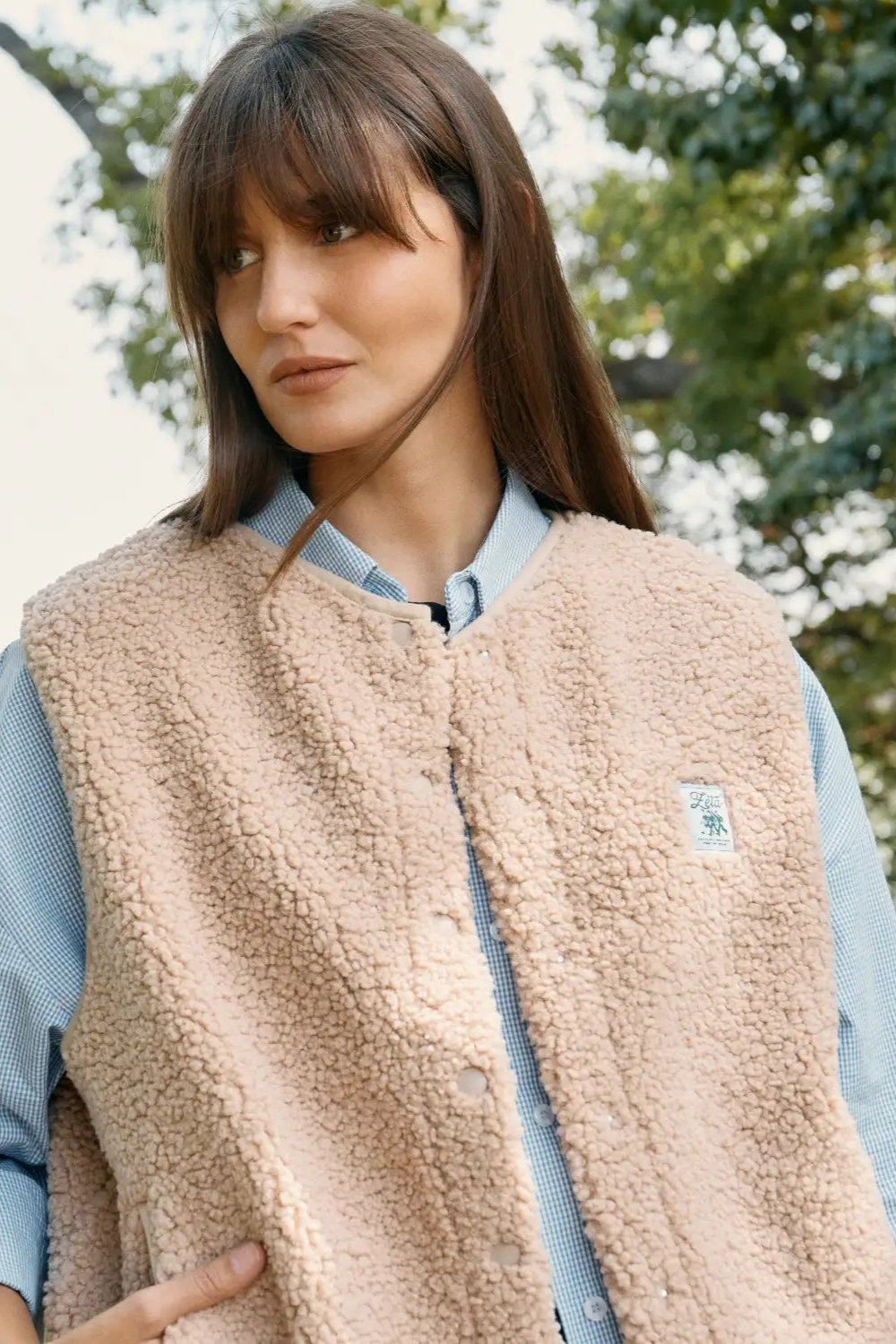 Image of Zèta dames vegan Sherpa-Vest In Camelbeige