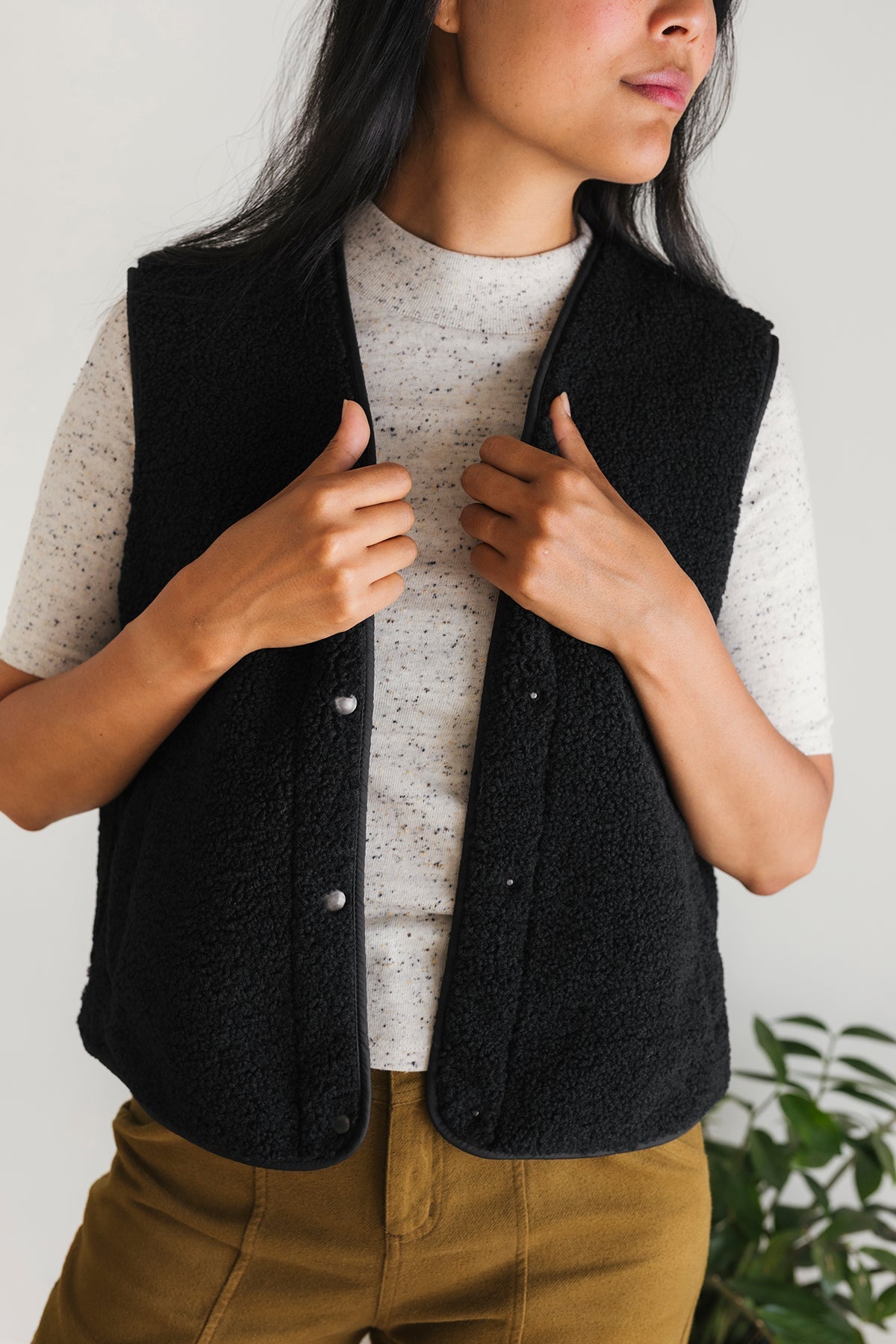 TWOTHIRDS Damen vegan Bodywarmer Henderson Schwarz