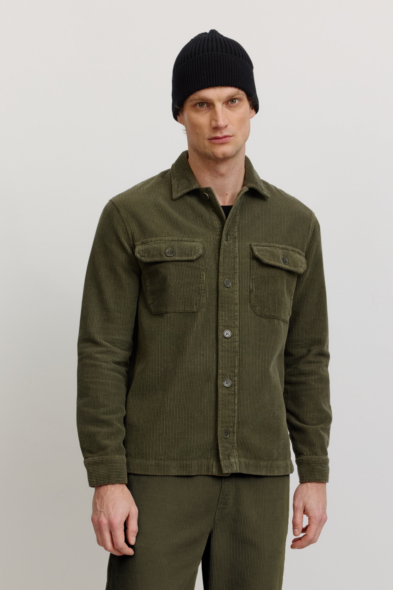 Image of Recolution mannen vegan Overshirt Corduroy Albuca Olive
