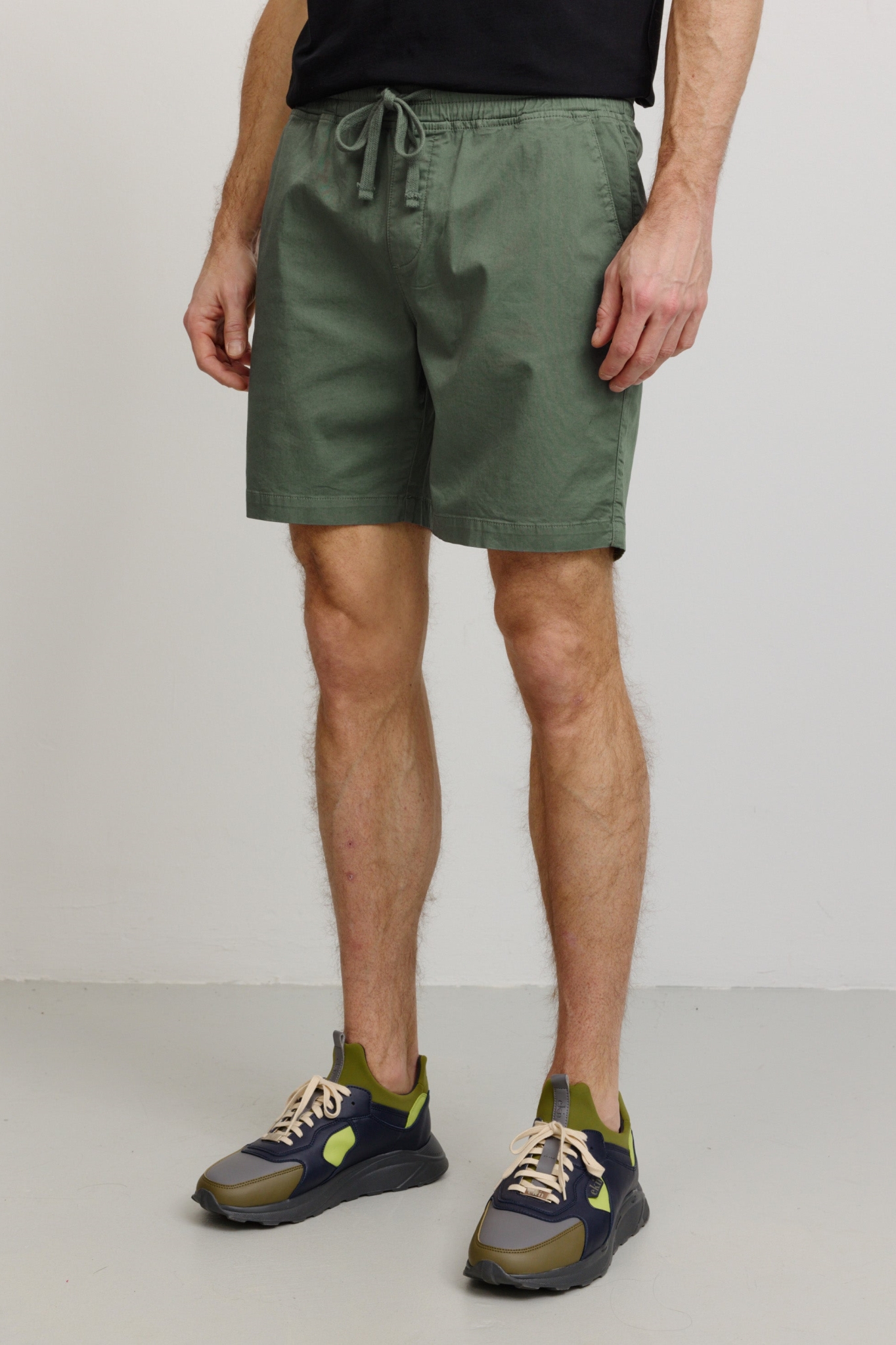 108379 - Recolution Herren vegan Kurze Hose Quitte Eukalyptus GrÃ¼n