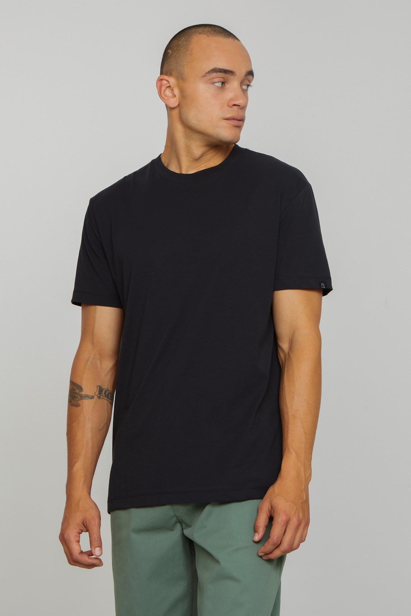 Recolution men vegan T-Shirt Agave Black