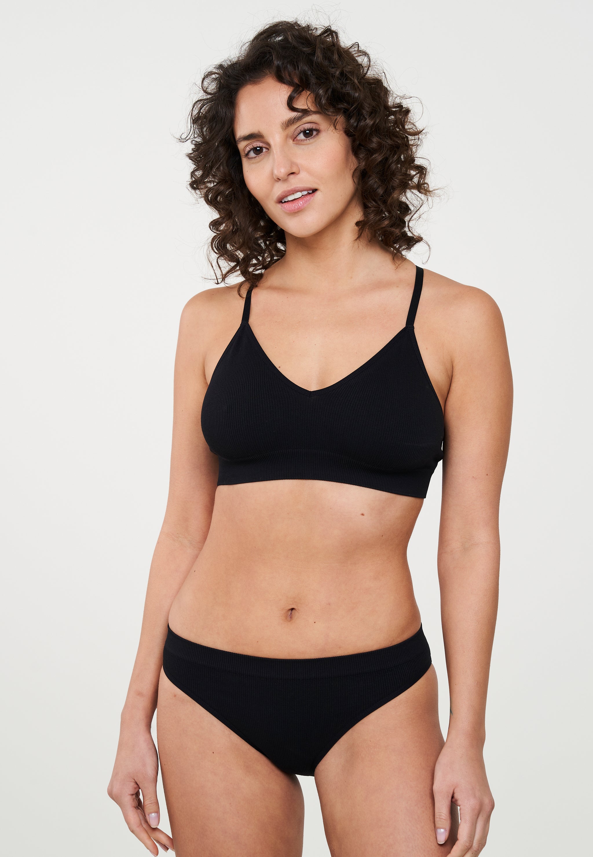Recolution womens vegan Bralette Kalmia Black