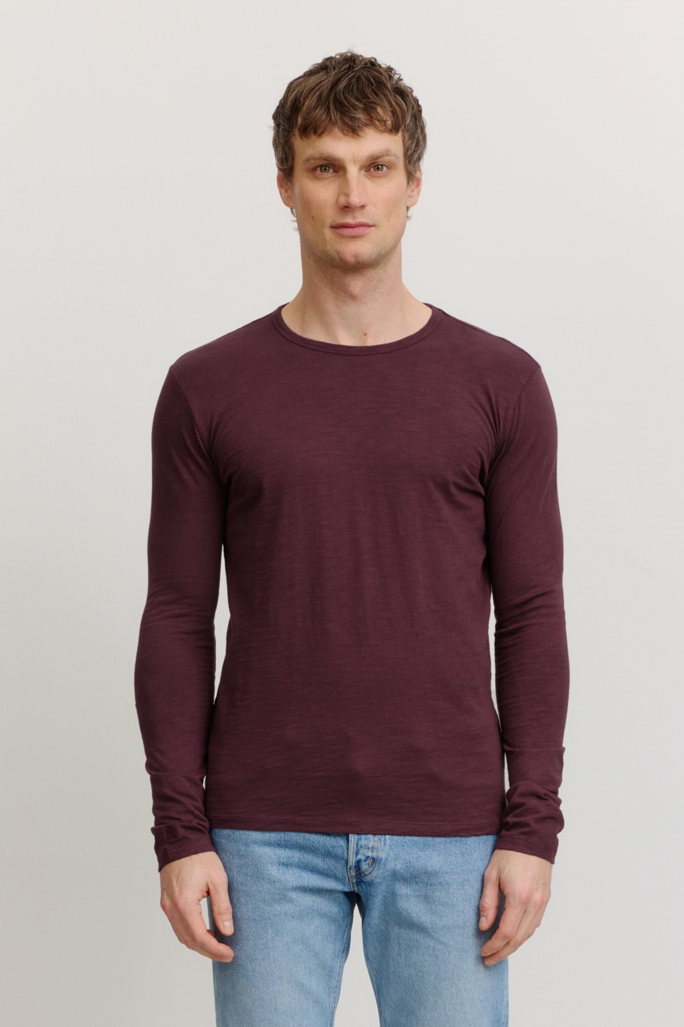 108584 - Recolution Herren vegan Langarmshirt Maca Dunkle Pflaume