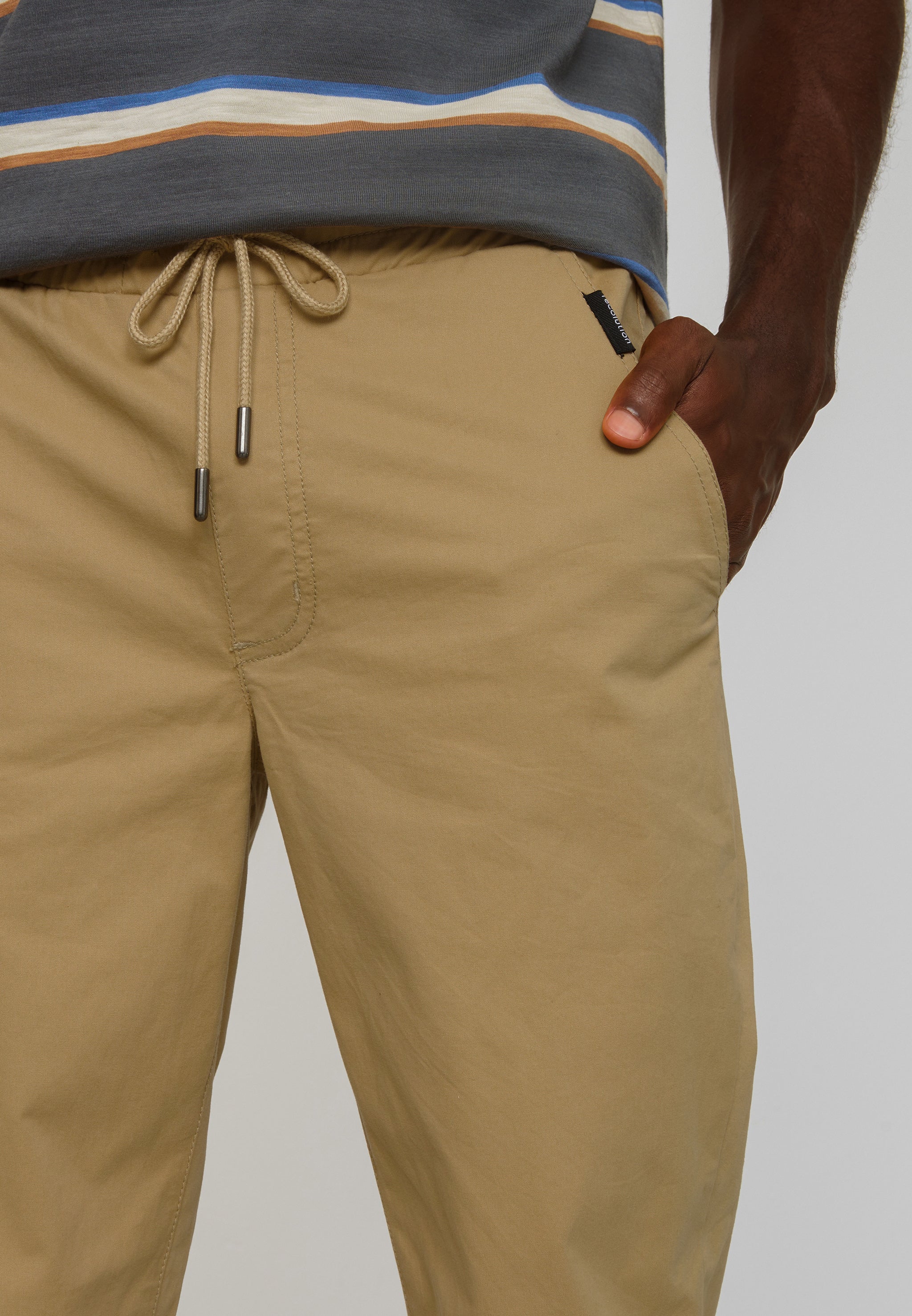 Recolution Chino Sweatpants Taro Dark Sand
