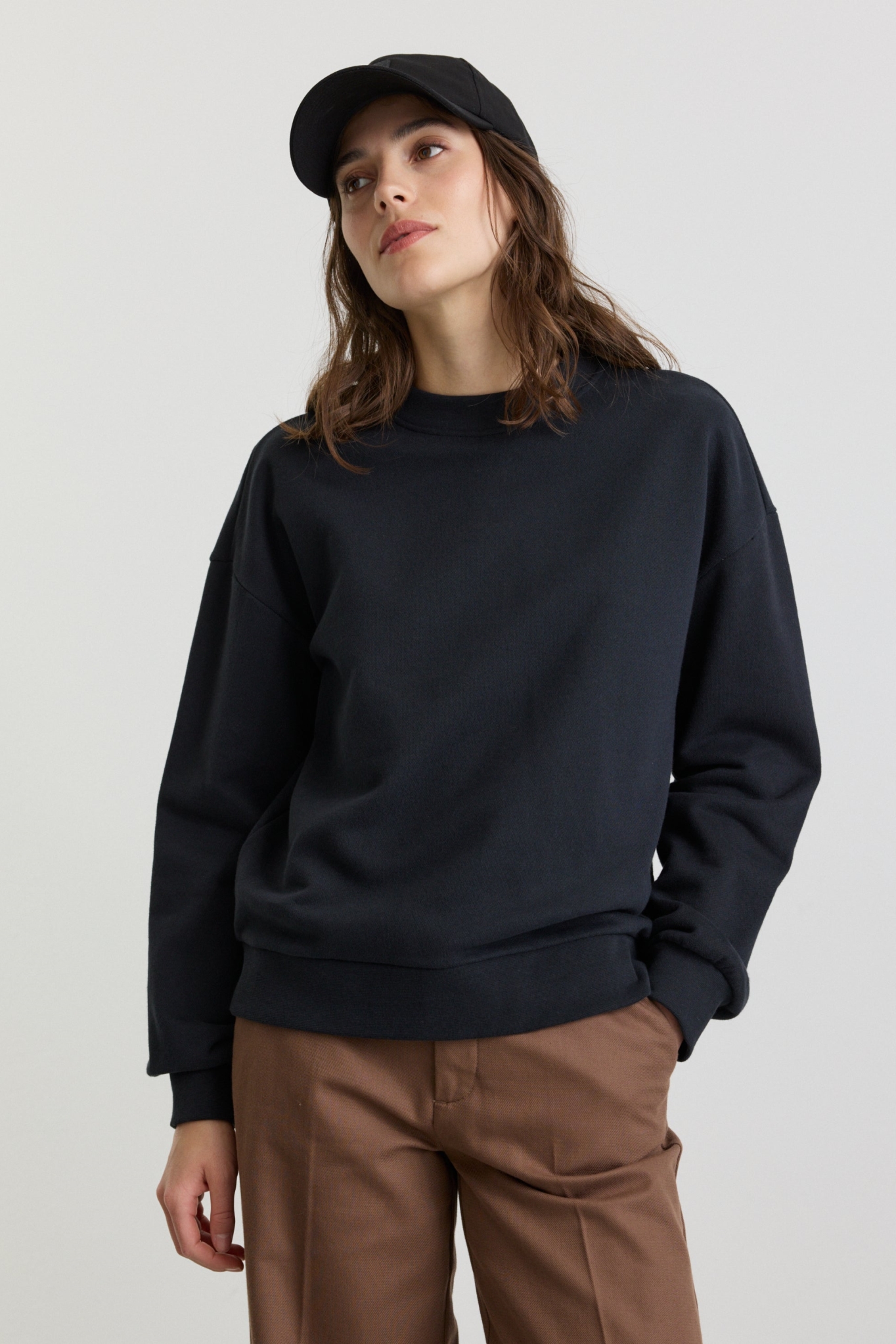 Recolution womens vegan Sweatshirt Nerine Black