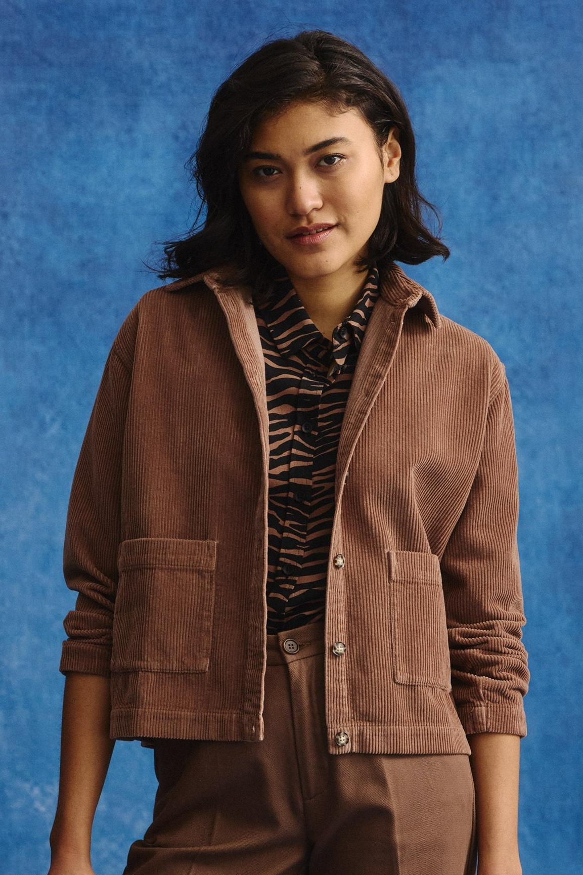 Recolution Damen vegan Überhemd Cord Rhodea Cognac Braun