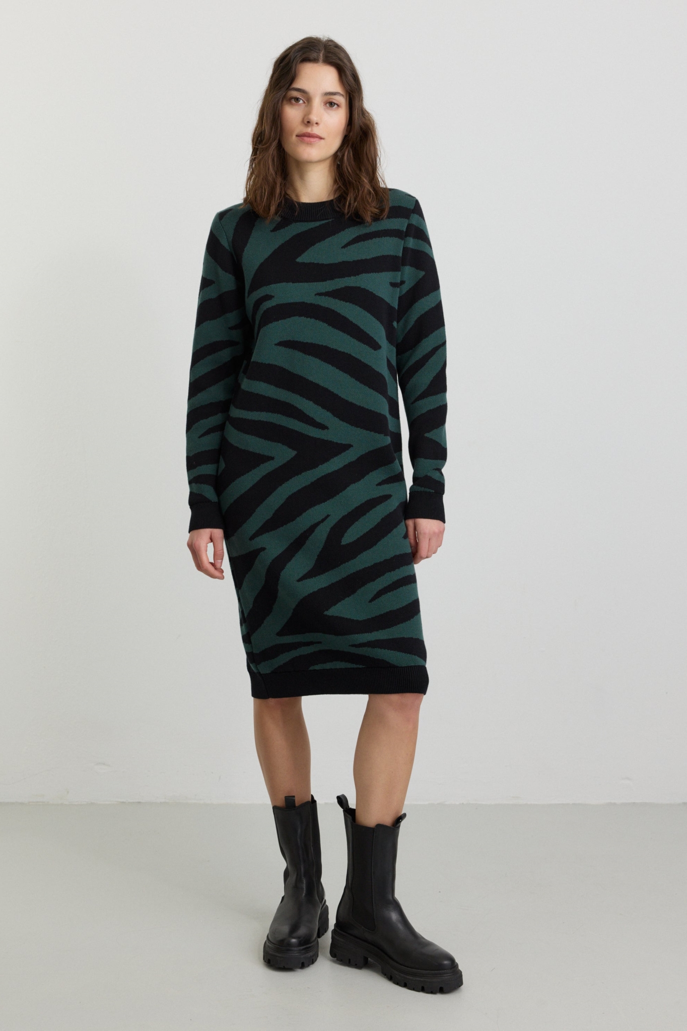Recolution Damen vegan Kleid Amaranthus Zebra TiefgrÃ¼n Gestrickt