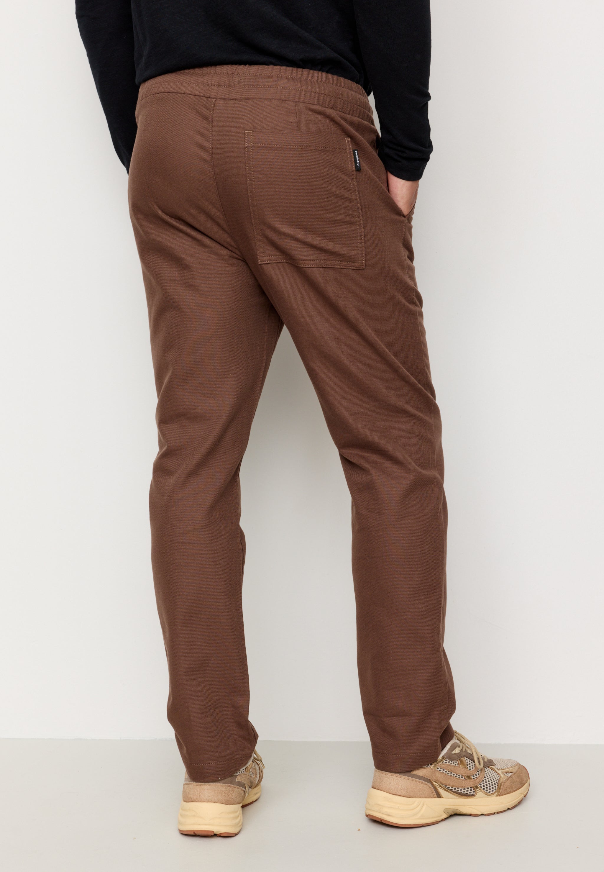Recolution Chino Pants Tamarind Coffee Brown