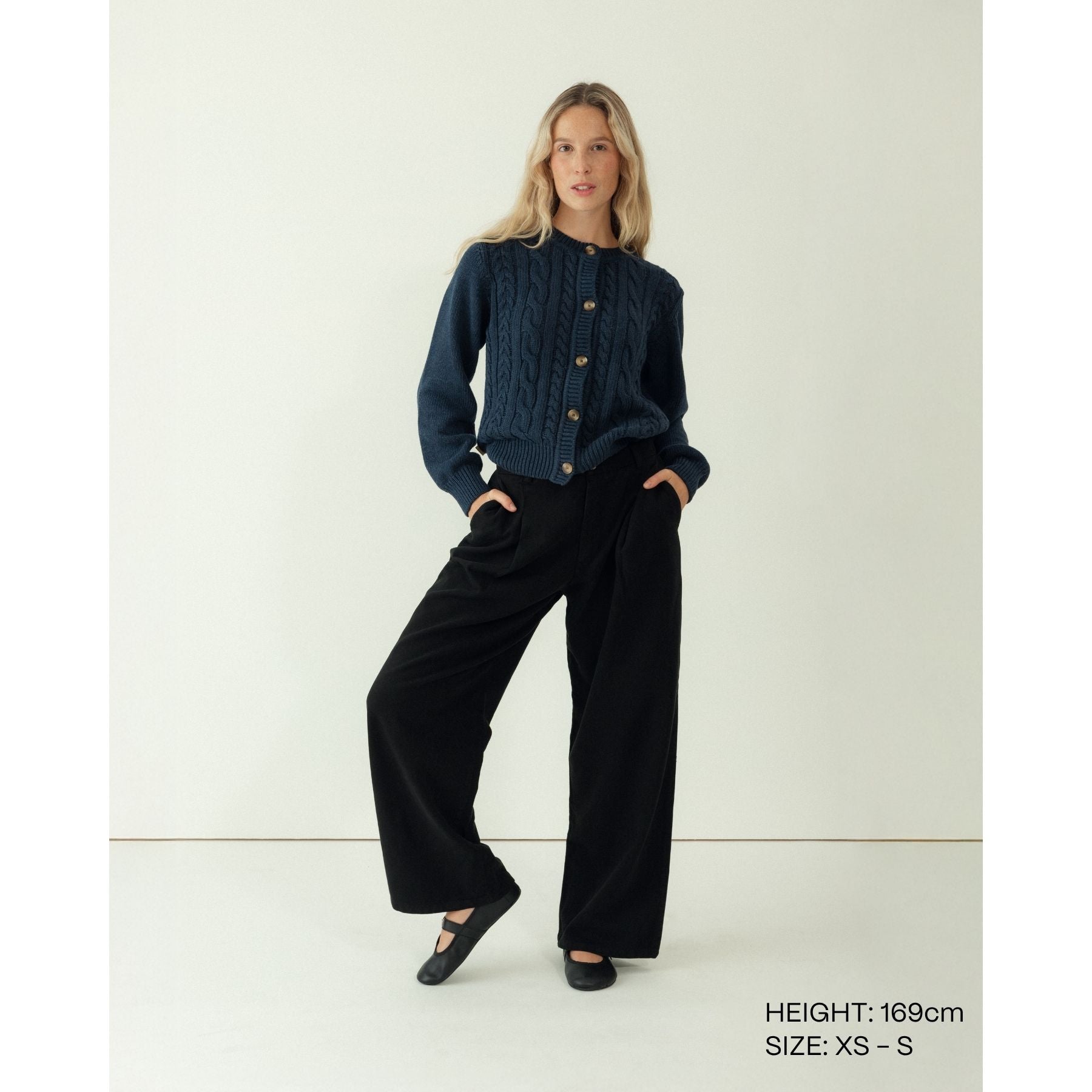 108805 - Damen vegan Strickjacke Antonietta Blau