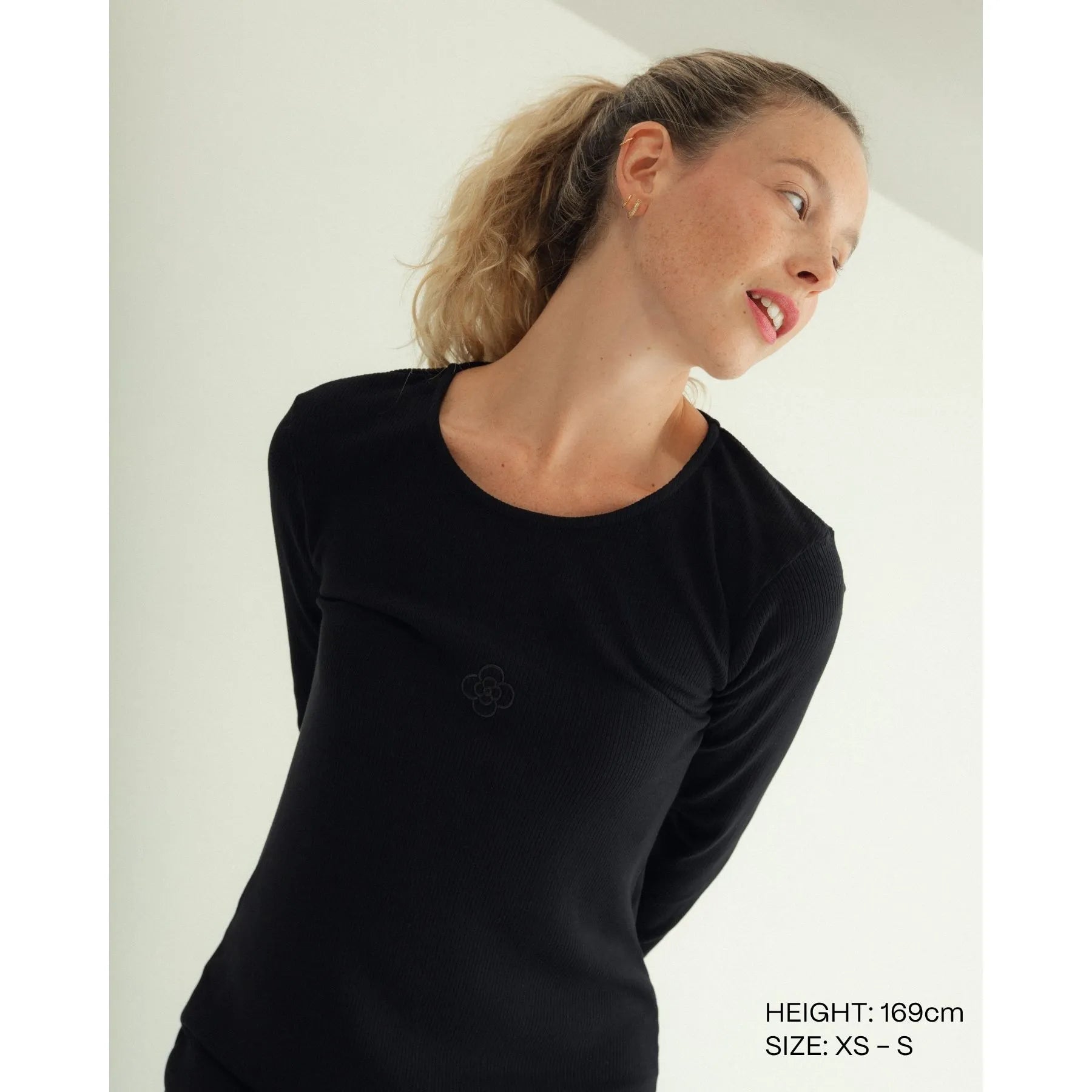 Clotsy womens vegan Dress Carnaby Black