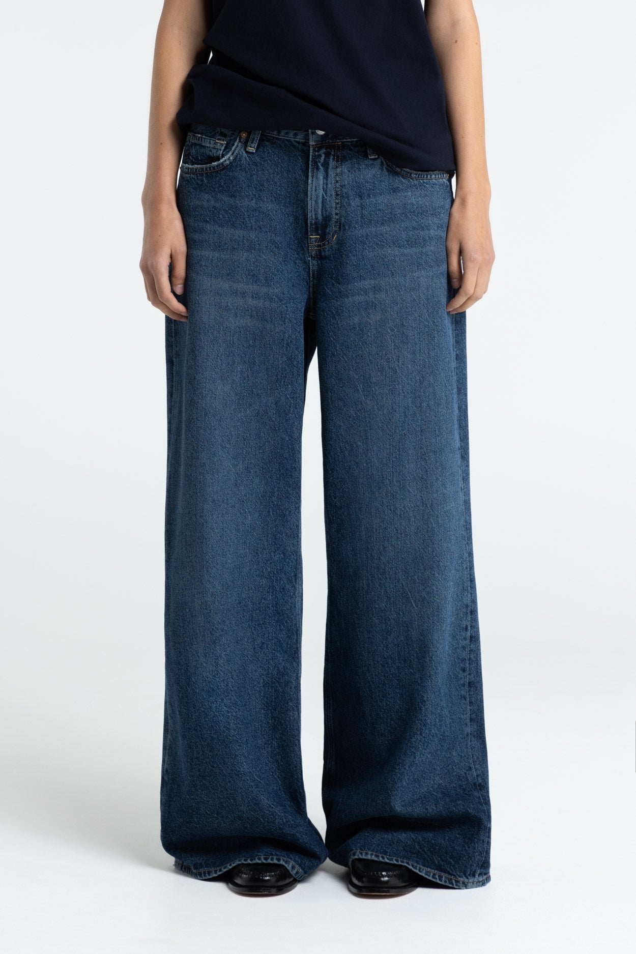 Image of Kings of Indigo dames vegan Jeans Flare Tiy Zintare Dark