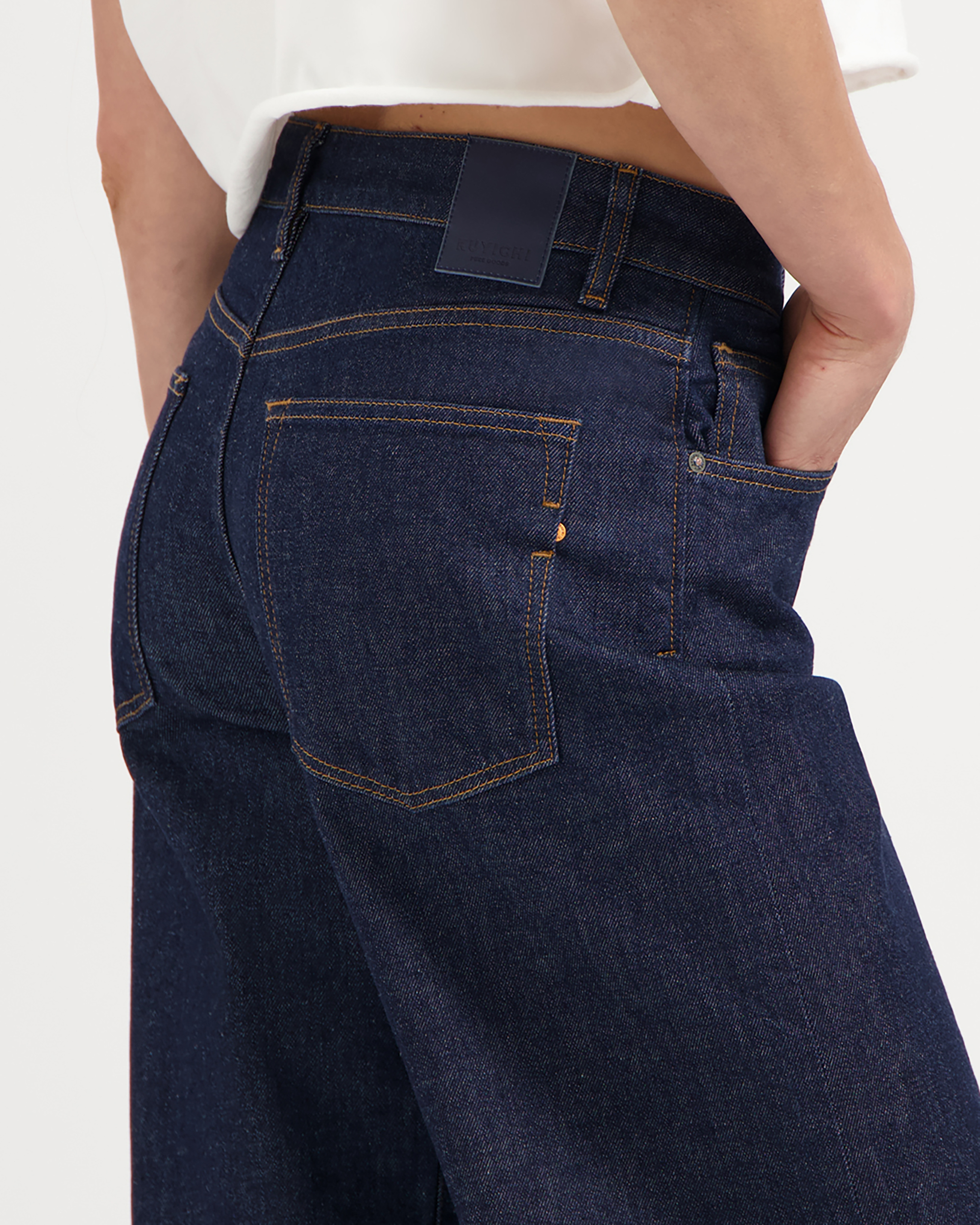 Kuyichi womens vegan Jeans Lucy Loose Eflow Rinse