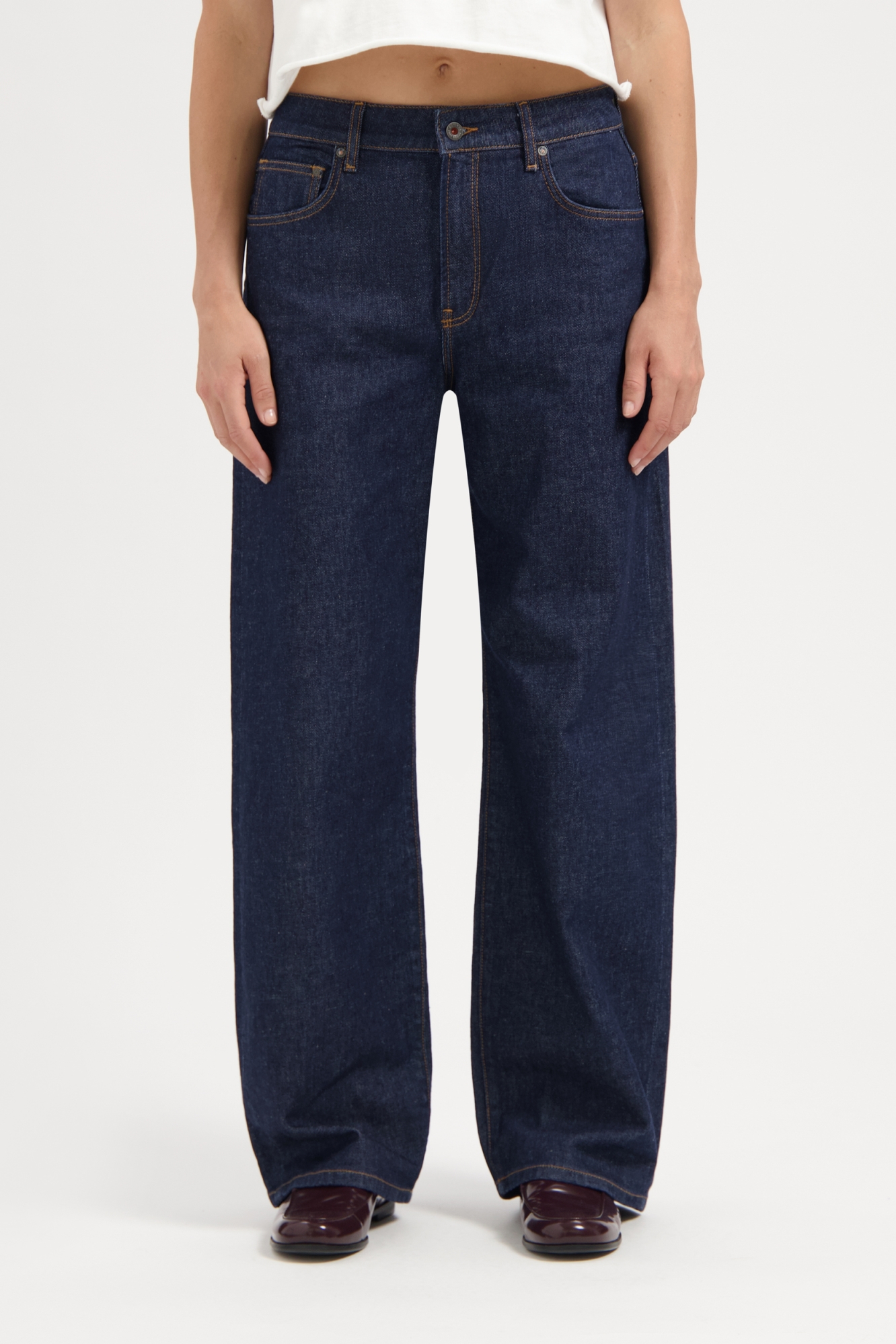 Image of Kuyichi dames vegan Jeans Lucy Loose Eflow Rinse