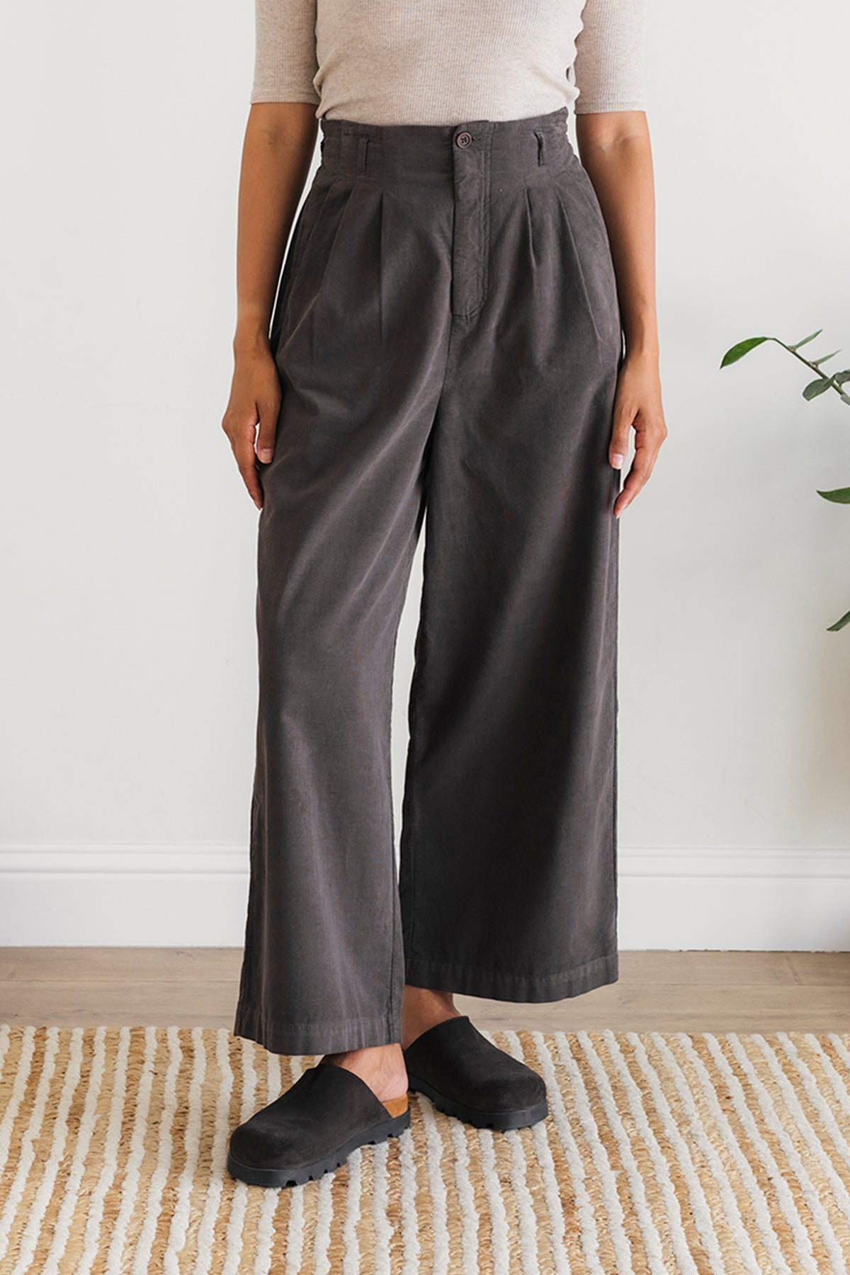 TWOTHIRDS Damen vegan Hose Balcarrick Dark Sand