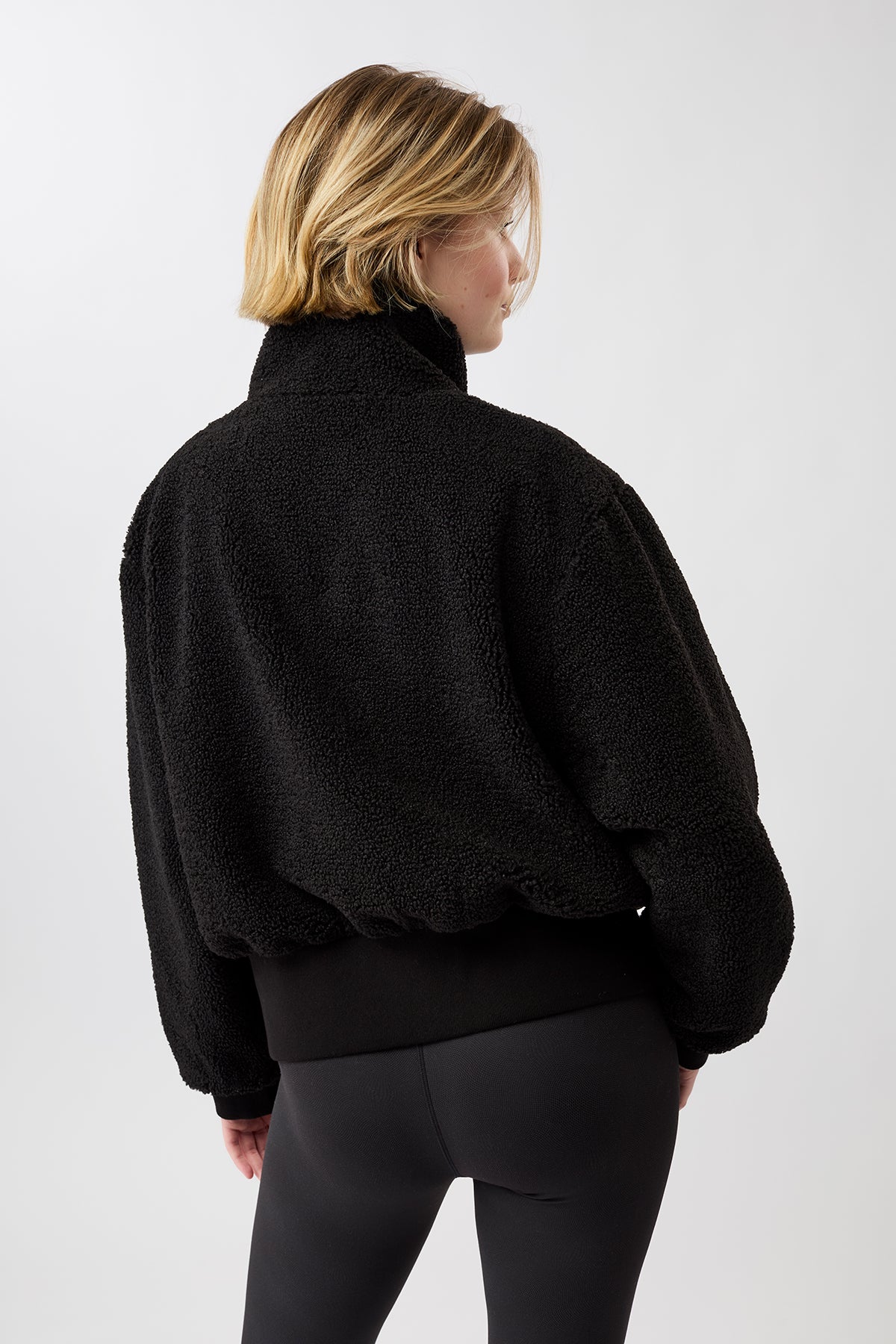 109475 - MANDALA Damen vegan Bomberjacke Warm Up Schwarz