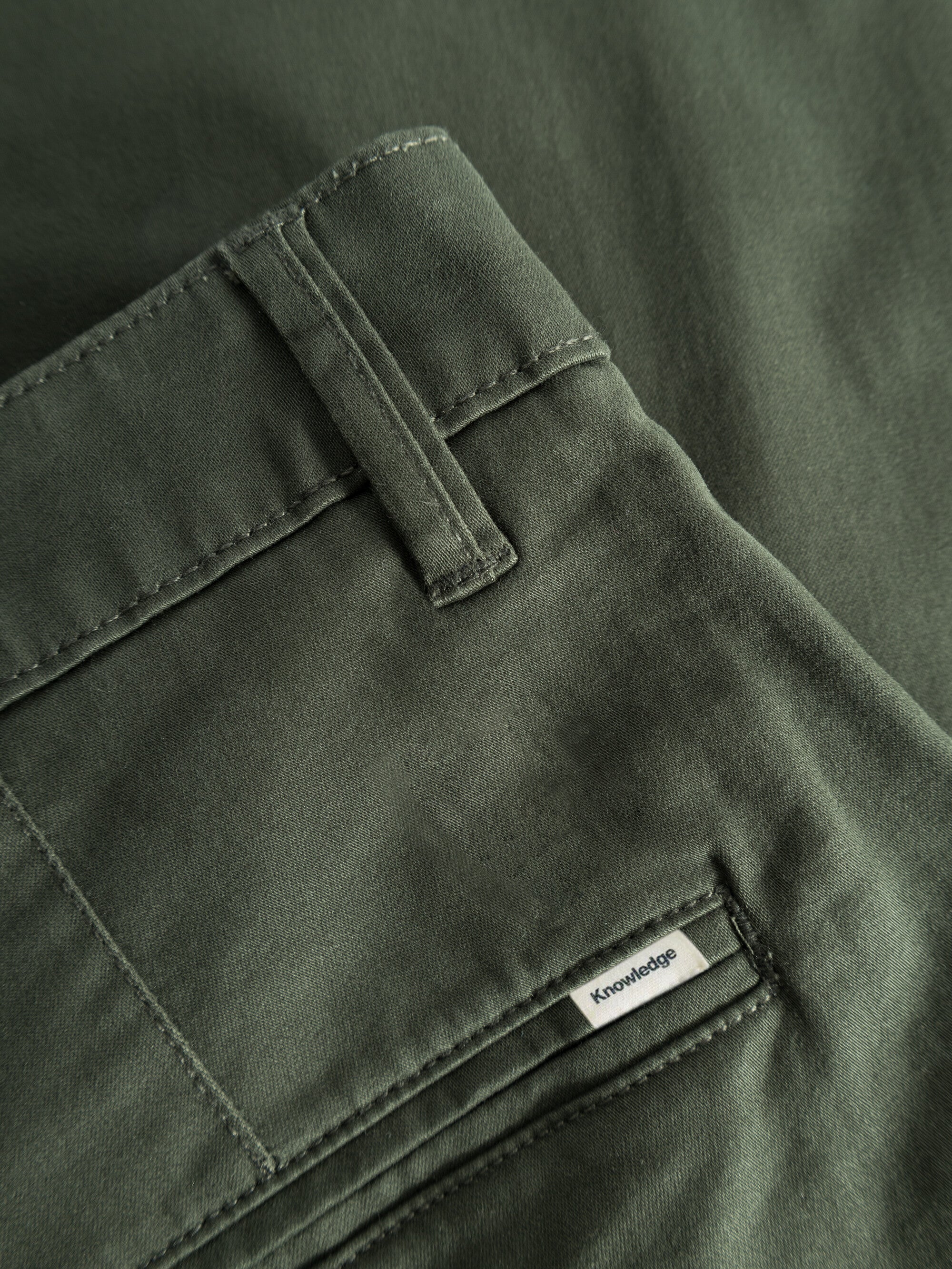 KnowledgeCotton Apparel Chino Pants Luca Slim Twill Forrest Night