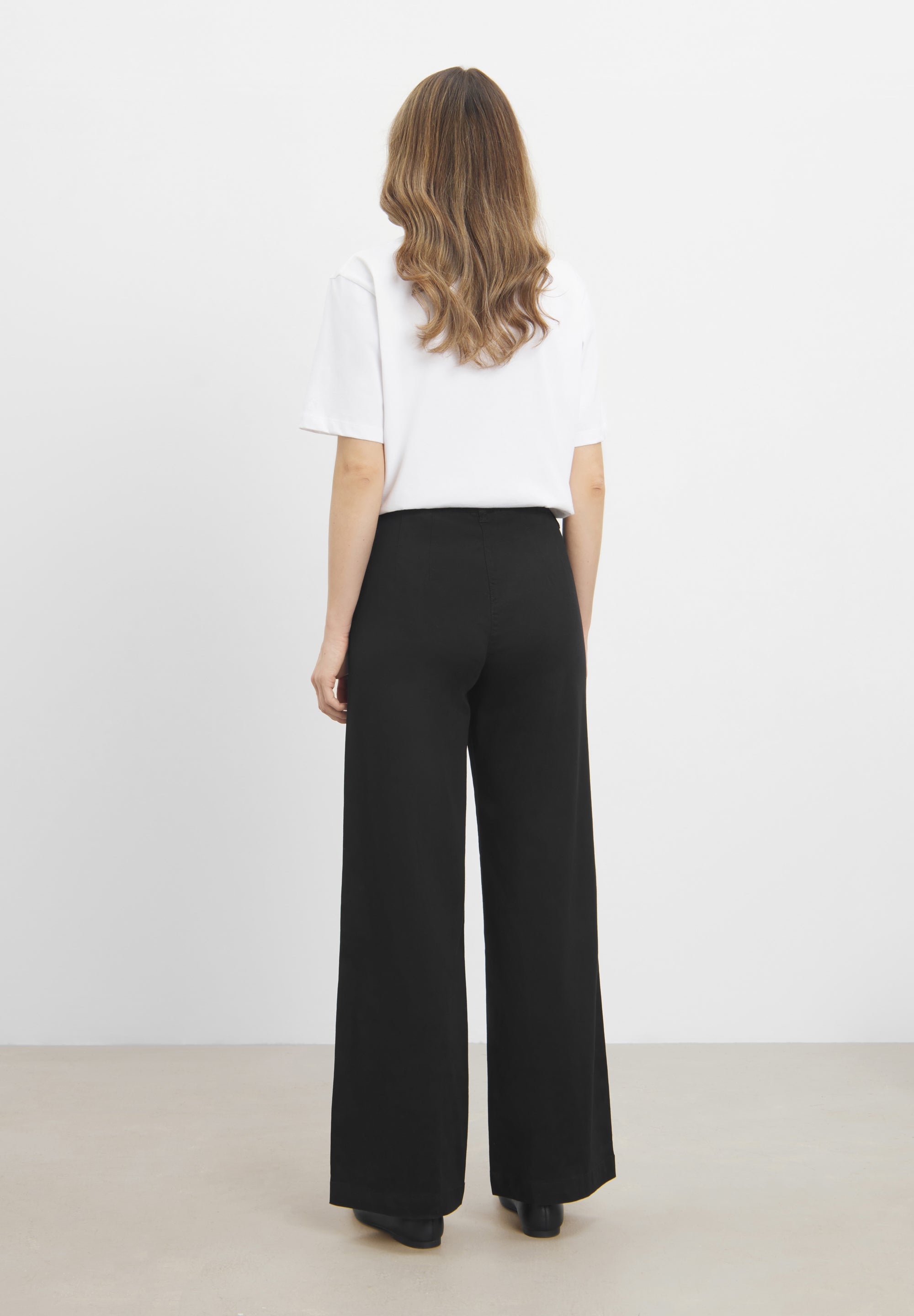 LAURIE womens vegan Pants Donna Loose Medium Length Black
