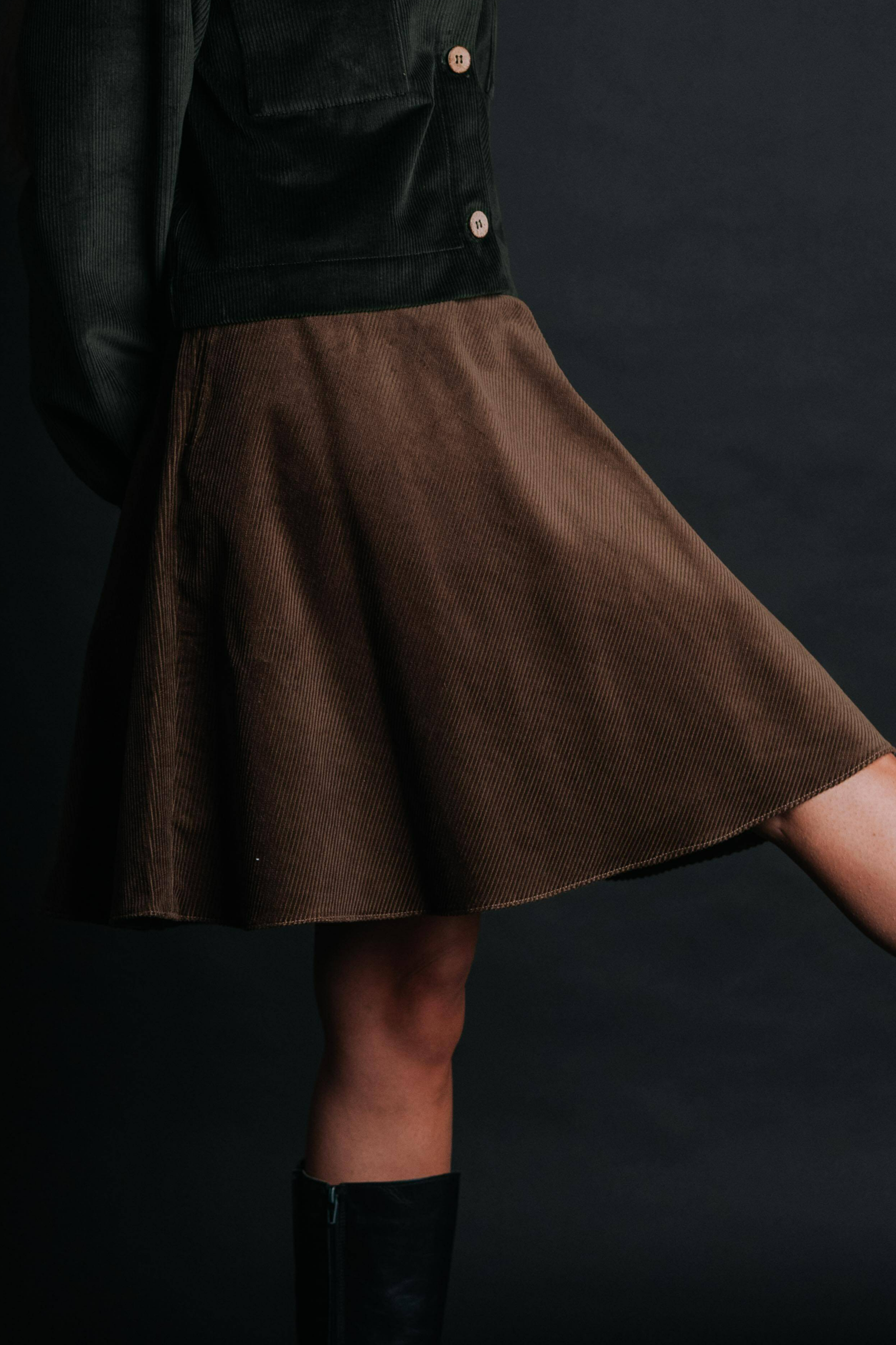 Image of De IONESCU dames vegan Rok Corduroy Borsa Lichtbruin