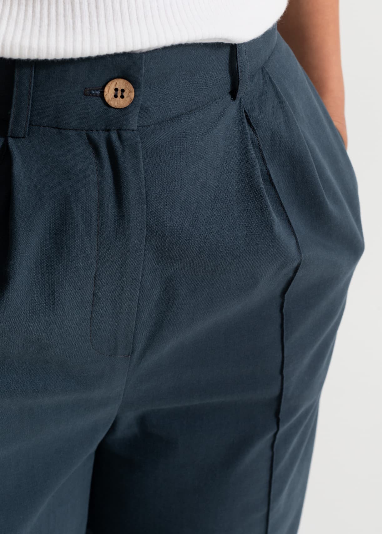 110013 - Damen vegan Hose Figa Grau