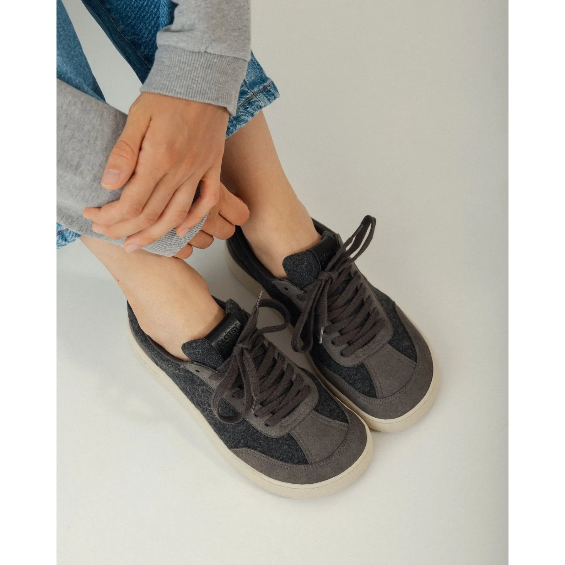 Clotsy womens vegan Sneakers Luzia Grey