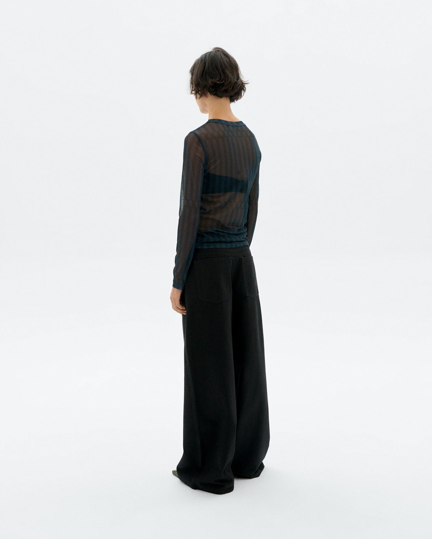 Thinking MU Hedda Broek Met Wijde Pijpen, Zwart