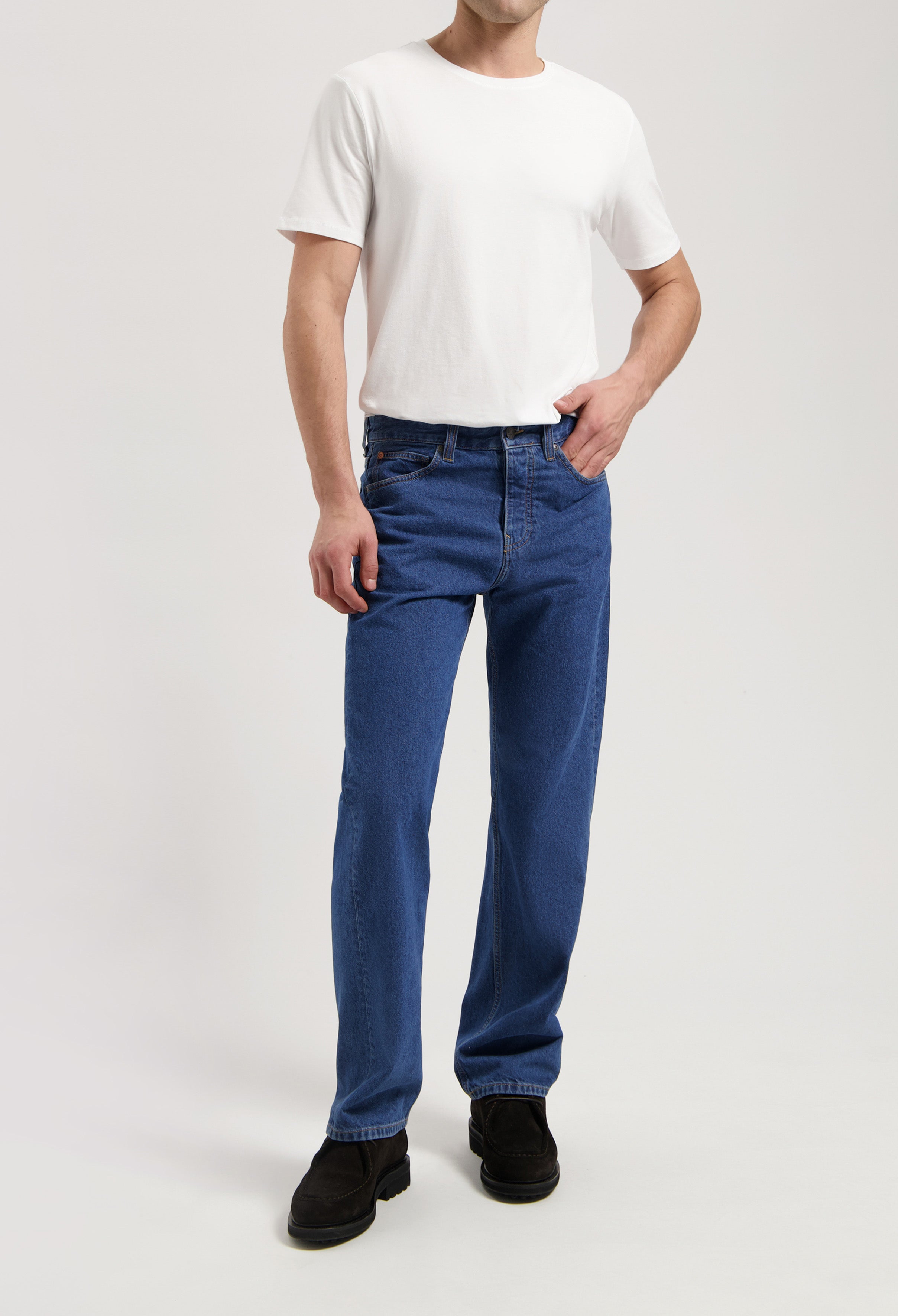MUD Jeans men vegan Jeans Mid Loose Alex Medium Stone