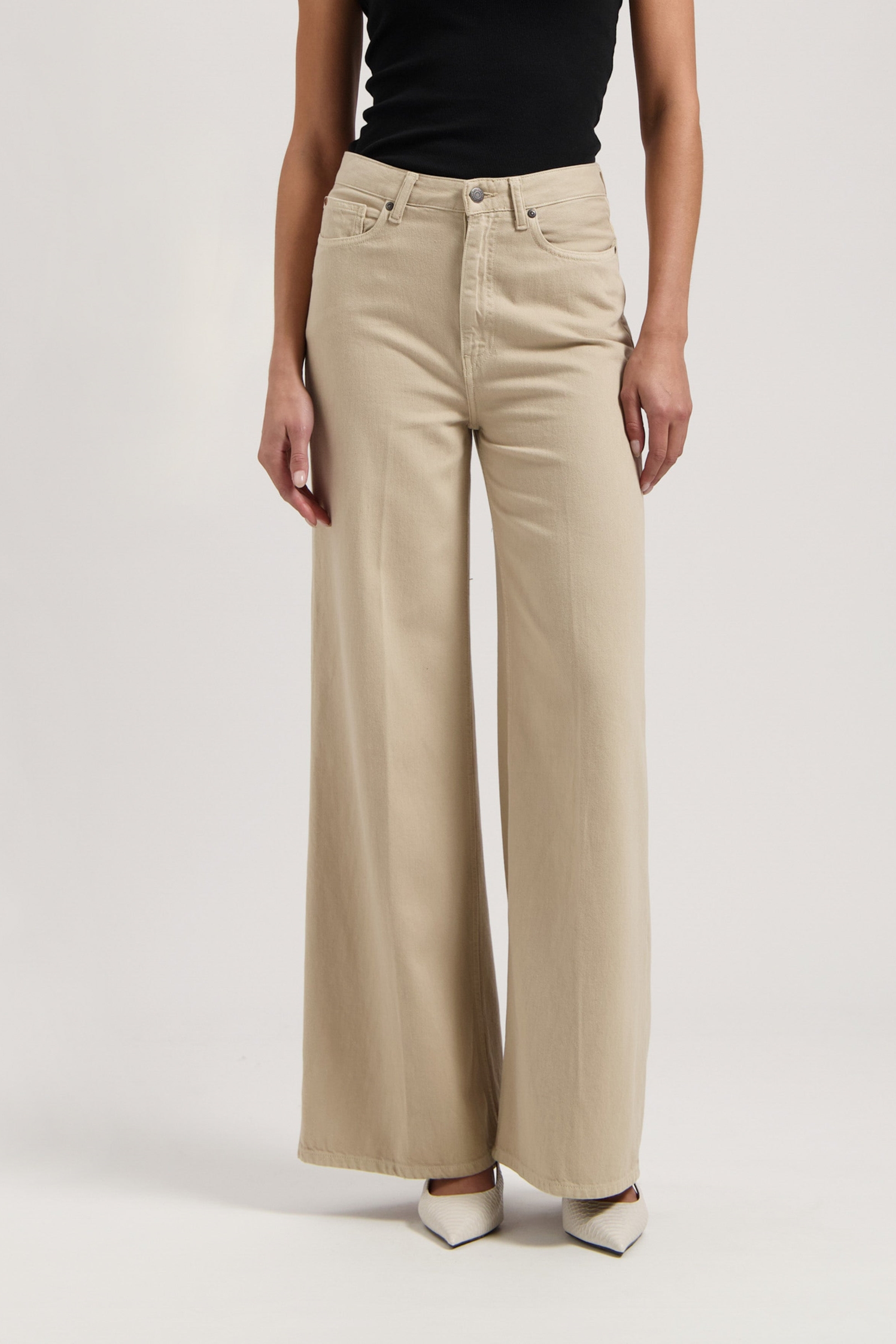 MUD Jeans Damen vegan Jeans High Locker Flow Sara Sand Beige