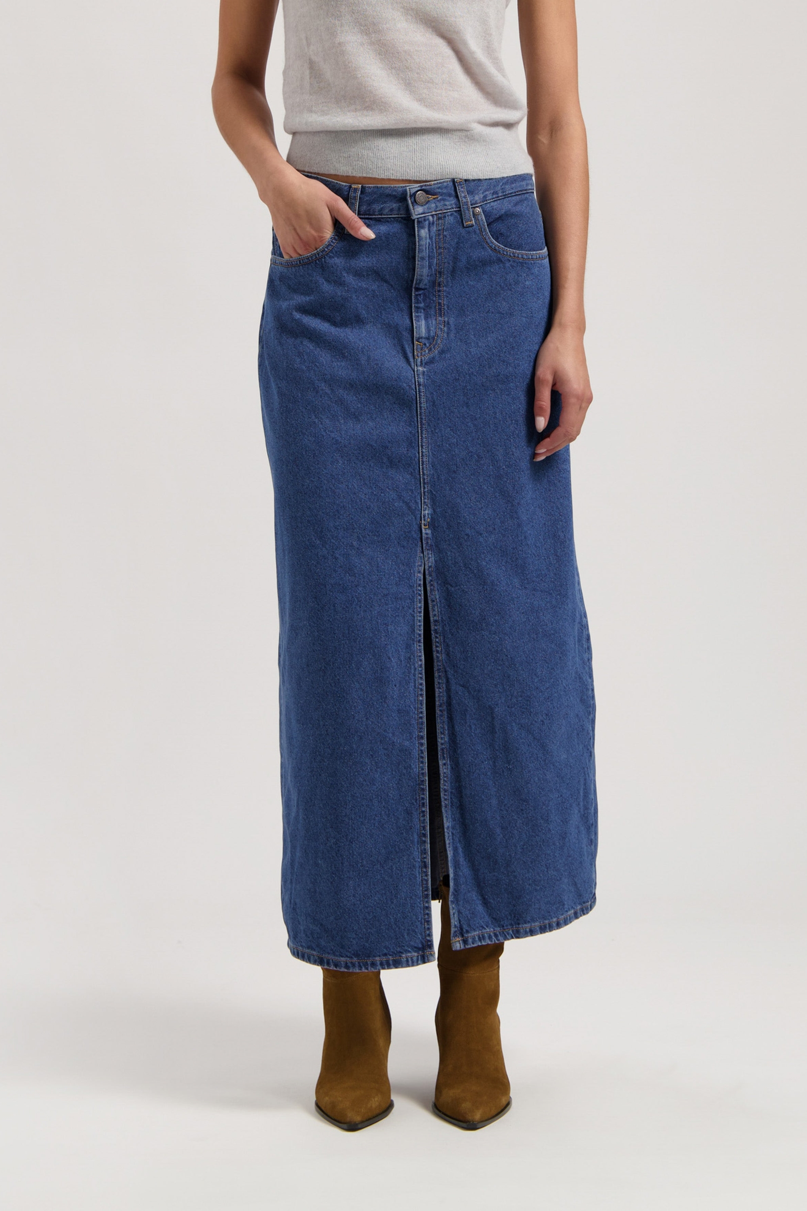 Image of MUD Jeans dames vegan Lange Denim Rok Lena Medium Steenblauw