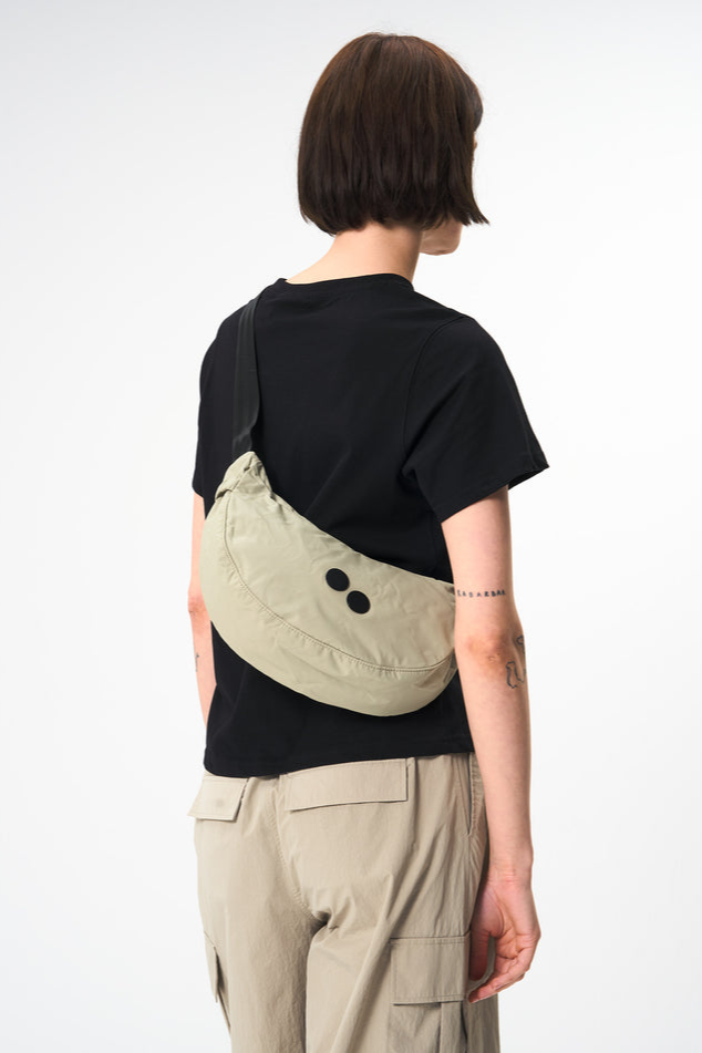 Image of pinqponq dames vegan Crossbodytas Krumm Small Pure Olive