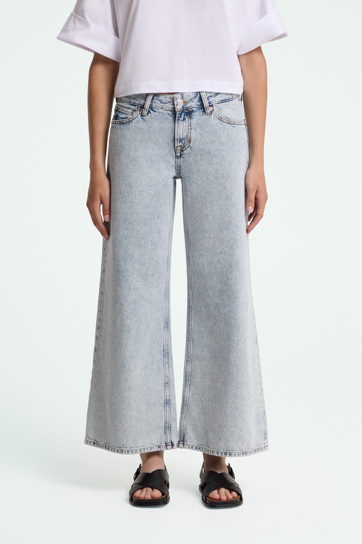 Image of Kings of Indigo dames vegan Jeans Tanja Blue Reef Marble