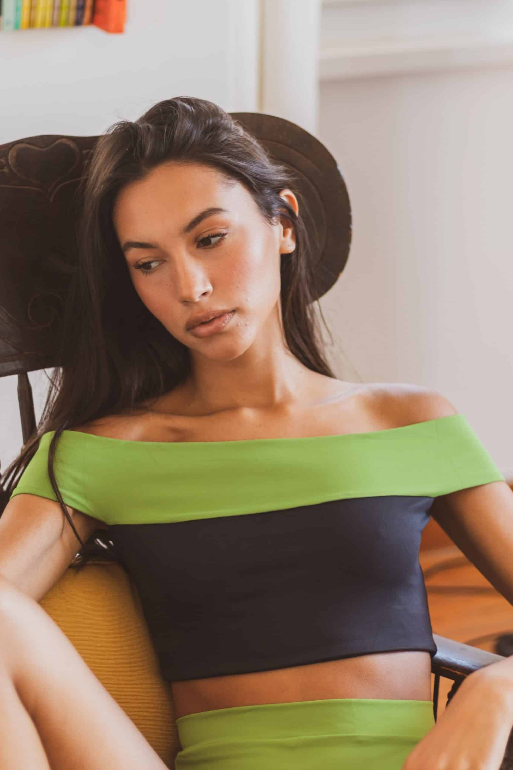 111270 - Damen vegan Bikinioberteil Amazona Avocado