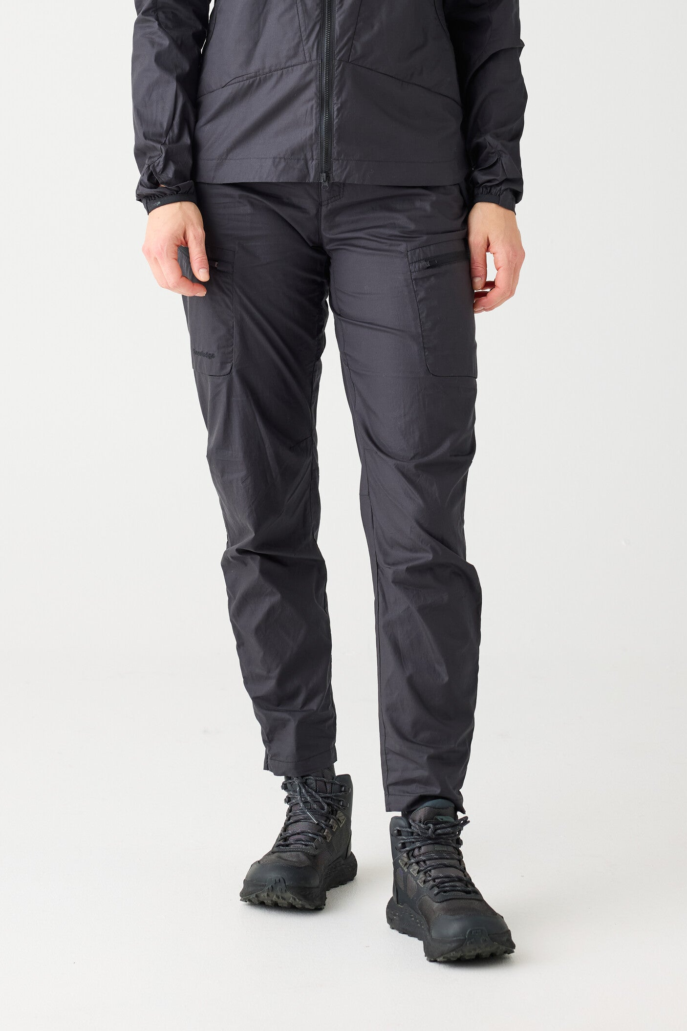 Image of KnowledgeCotton Apparel dames vegan Broek Vent Ripstop 90 Zwart Jet