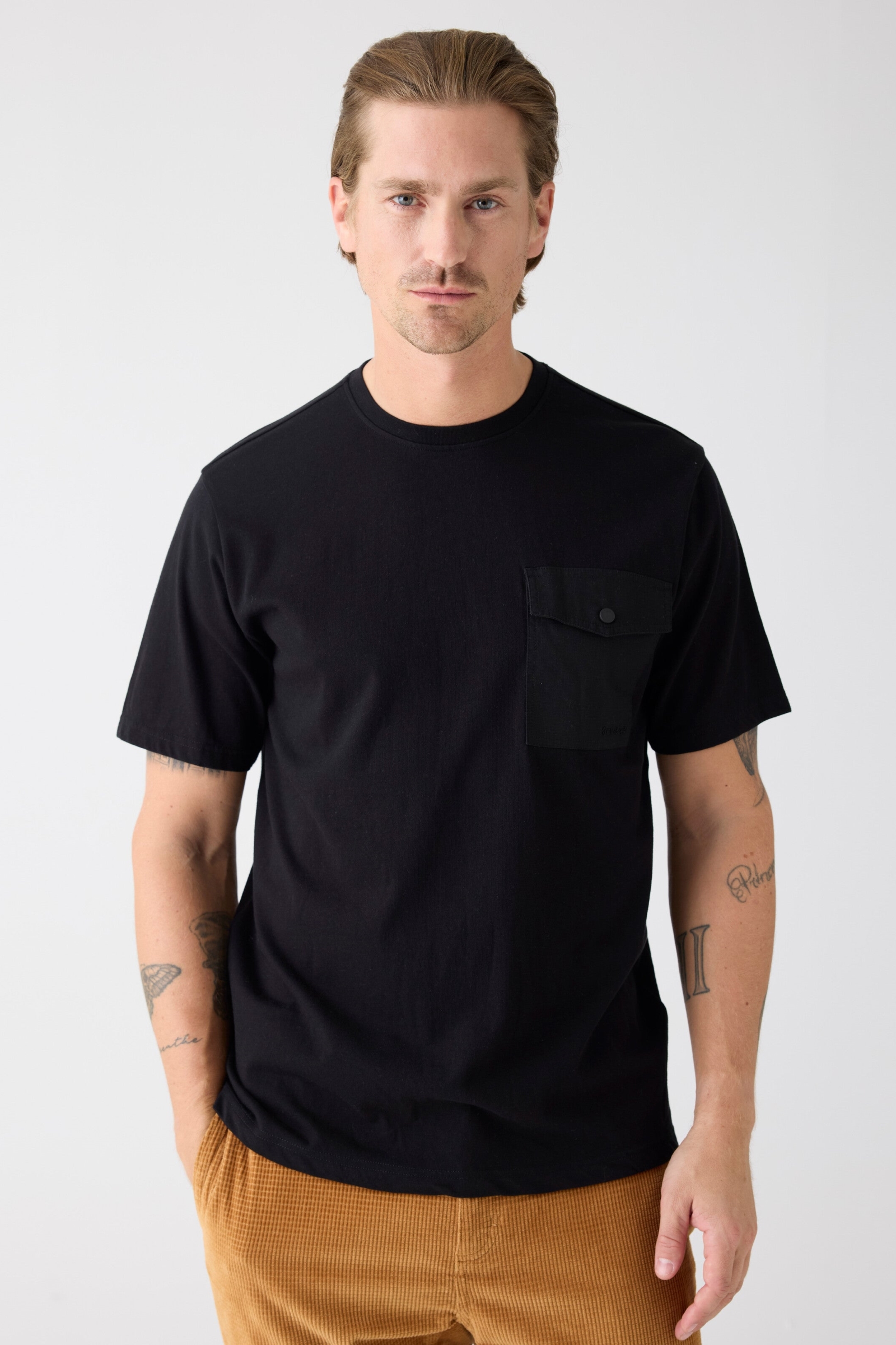 Image of KnowledgeCotton Apparel mannen vegan T-Shirt Met Zakje, Zwart Gitzwart
