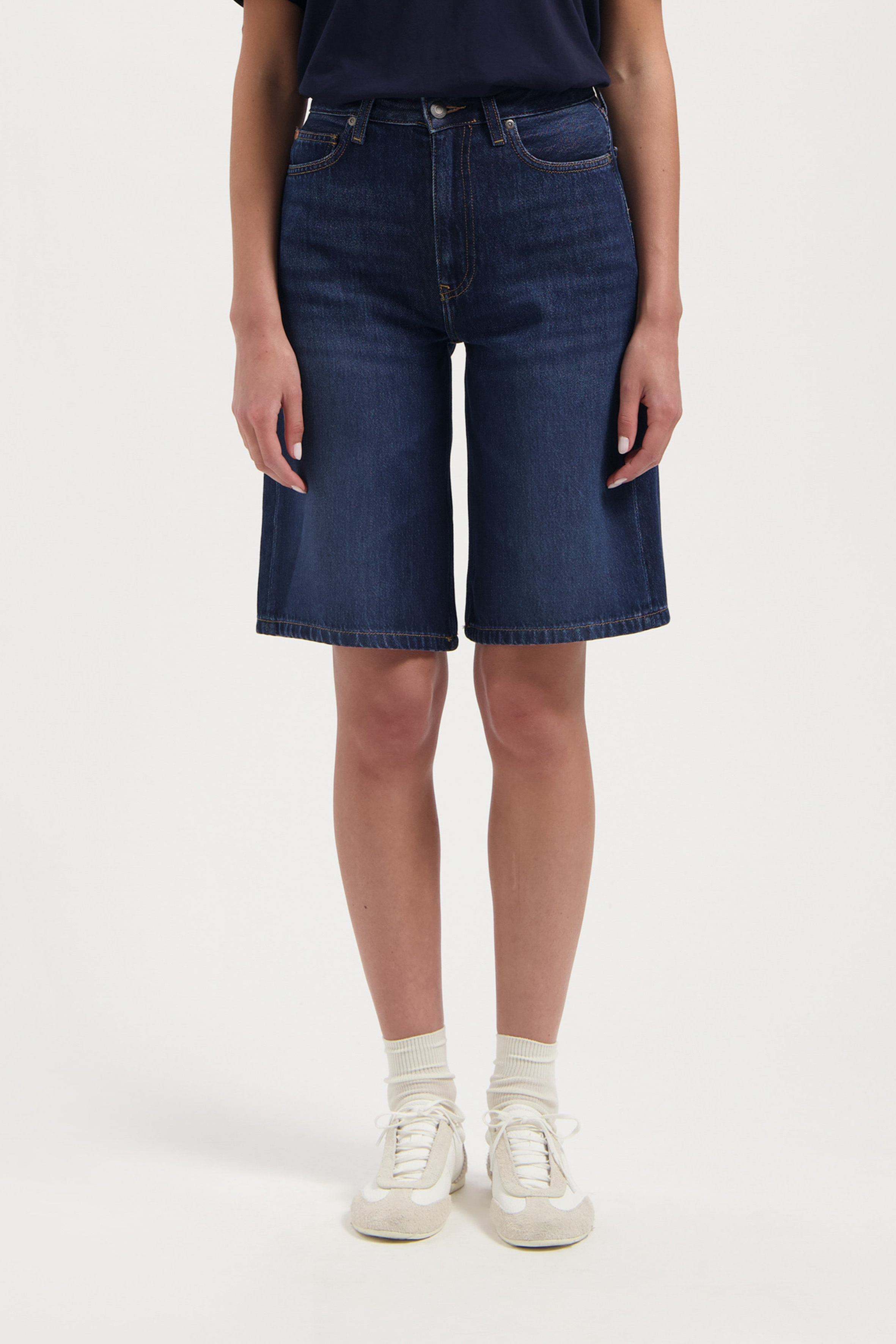 Image of MUD Jeans dames vegan Denim Shorts Roxy Faded Vintage