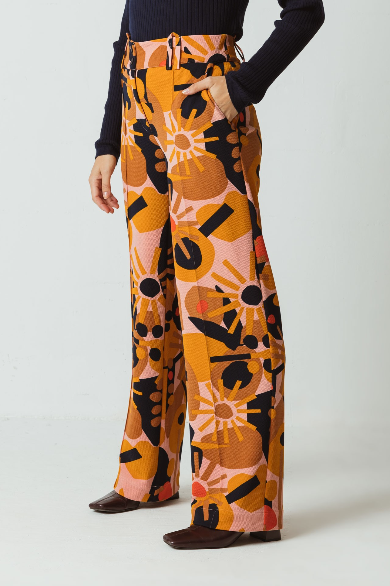 SKFK Damen vegan Hose Hahan Mehrfarbig