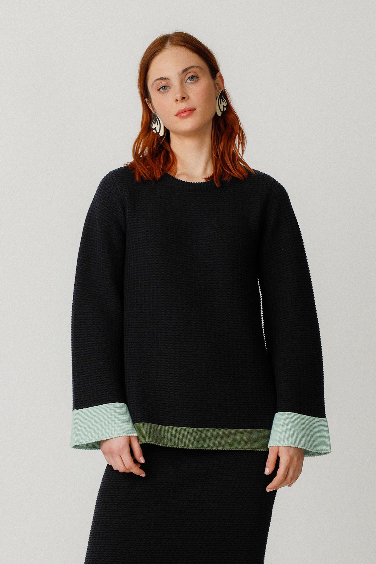 Image of SKFK dames vegan Trui Lihuri Zwart
