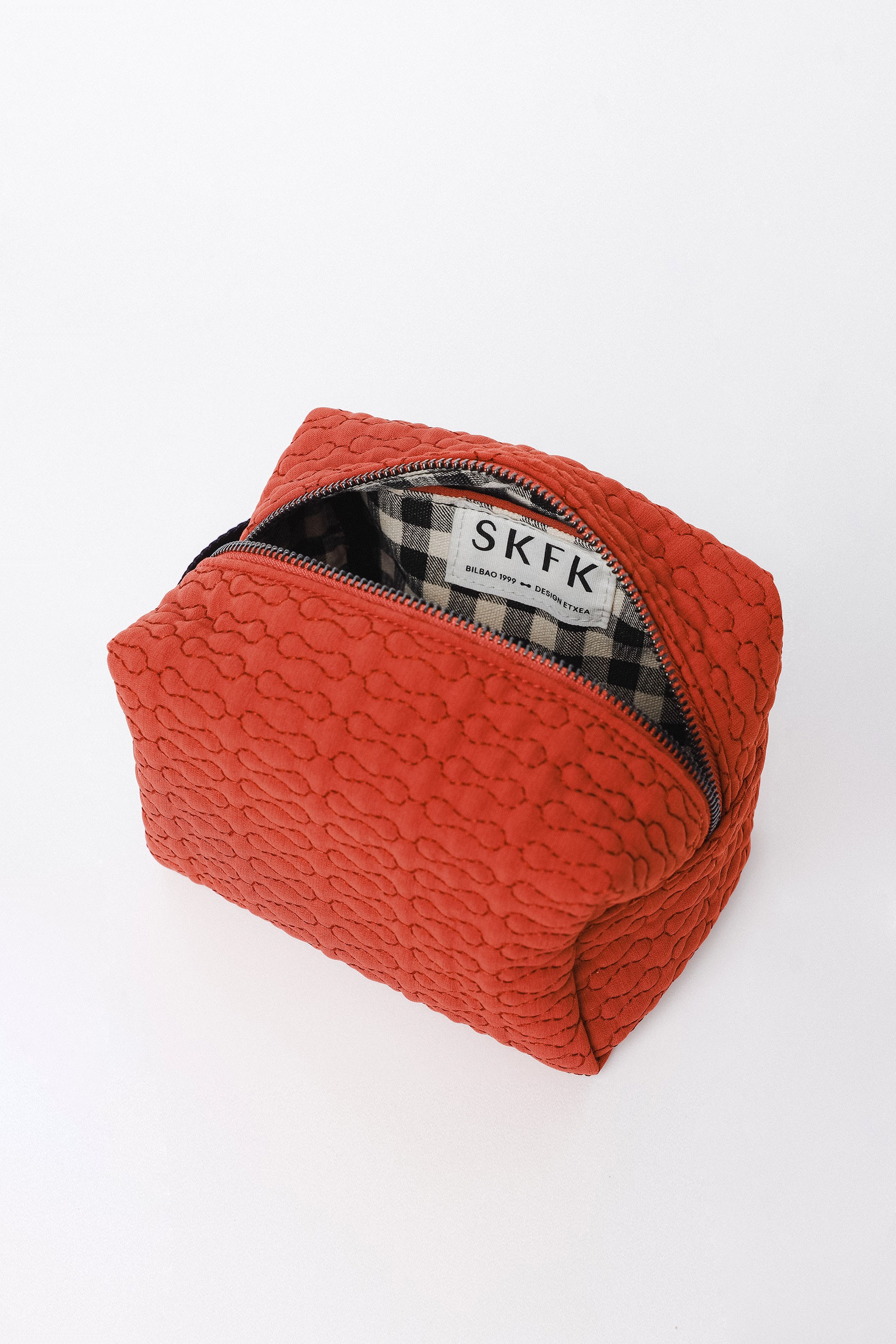 SKFK womens vegan Toiletry Bag Bibi Red
